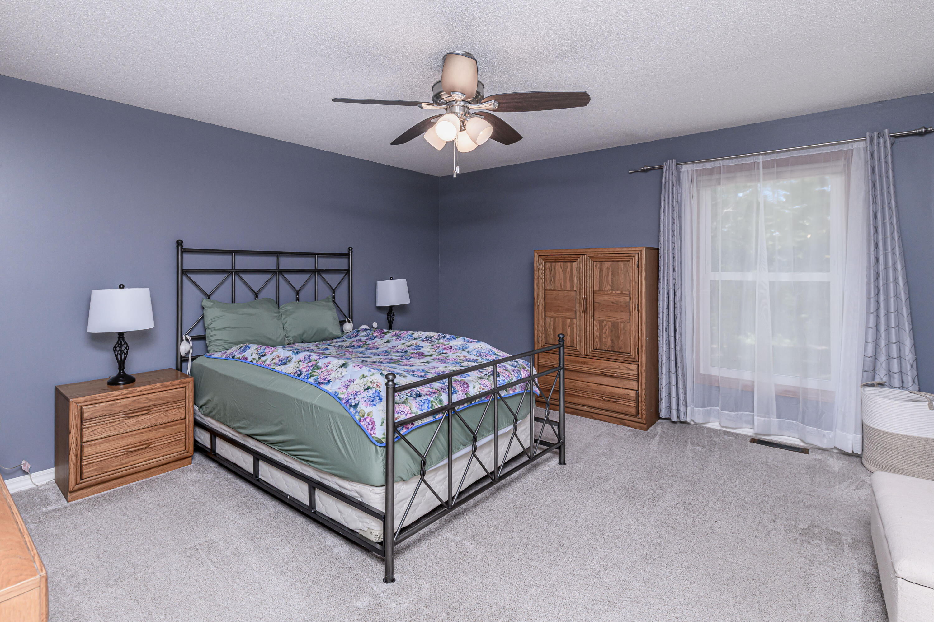 Columbia, Missouri 65203, United States, 3 Bedrooms Bedrooms, ,3 BathroomsBathrooms,Residential,Active,179058