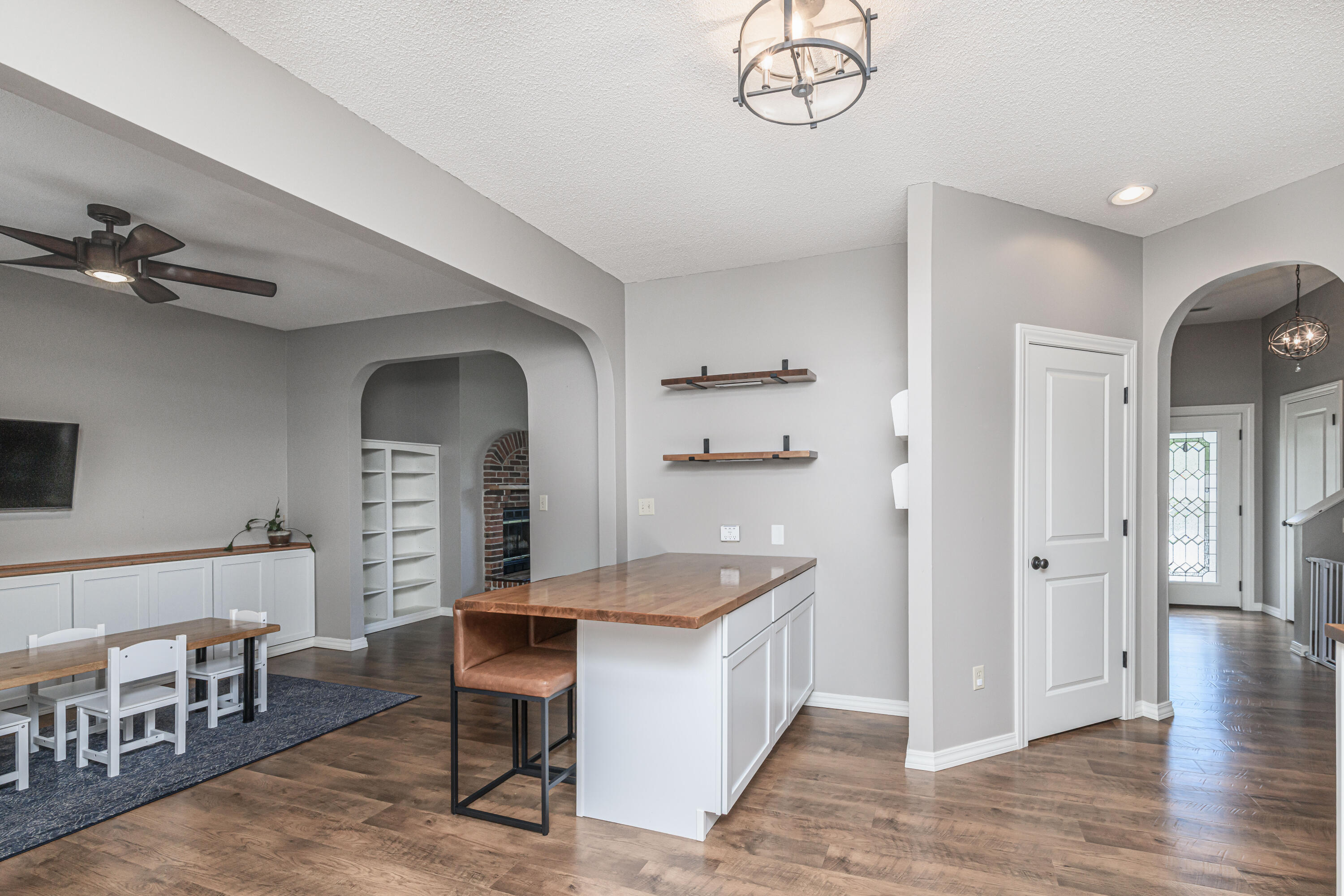 Columbia, Missouri 65203, United States, 3 Bedrooms Bedrooms, ,3 BathroomsBathrooms,Residential,Active,179058