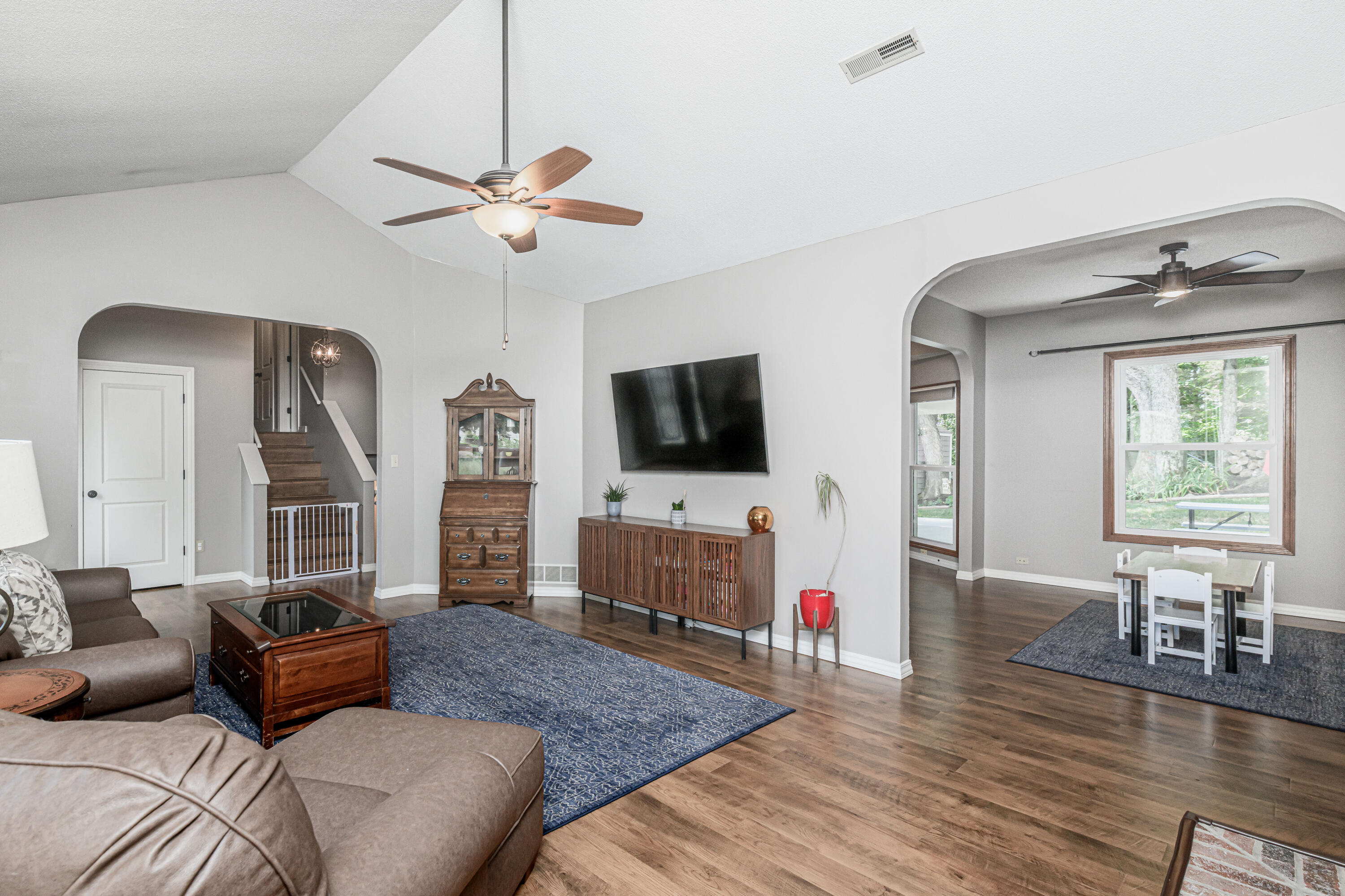 Columbia, Missouri 65203, United States, 3 Bedrooms Bedrooms, ,3 BathroomsBathrooms,Residential,Active,179058