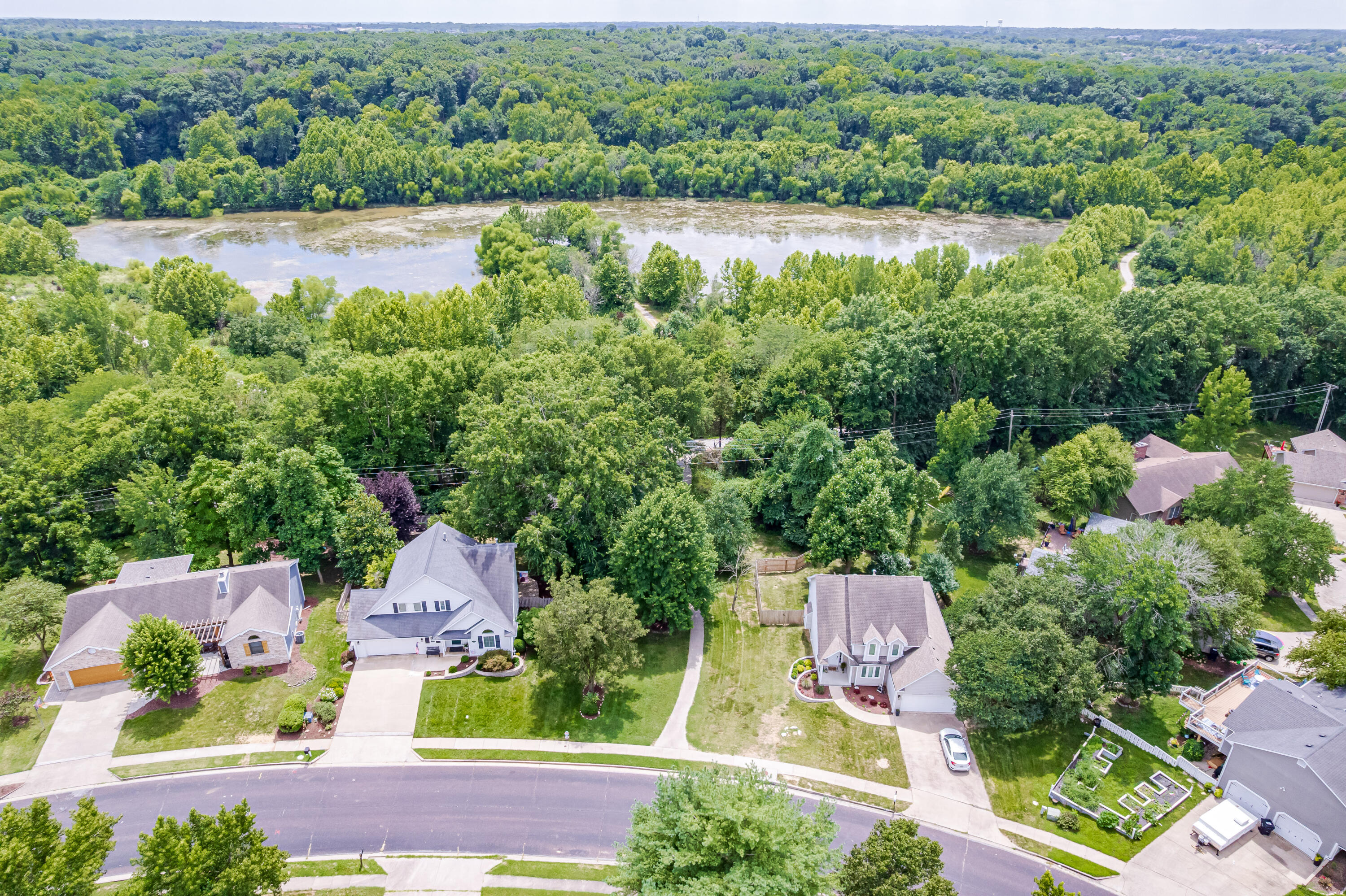 Columbia, Missouri 65203, United States, 3 Bedrooms Bedrooms, ,3 BathroomsBathrooms,Residential,Active,179058