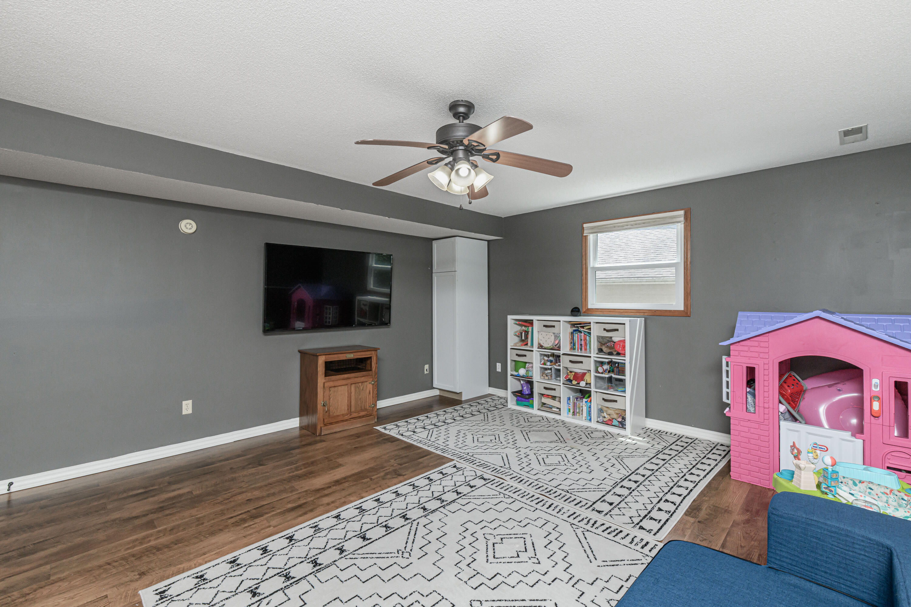 Columbia, Missouri 65203, United States, 3 Bedrooms Bedrooms, ,3 BathroomsBathrooms,Residential,Active,179058