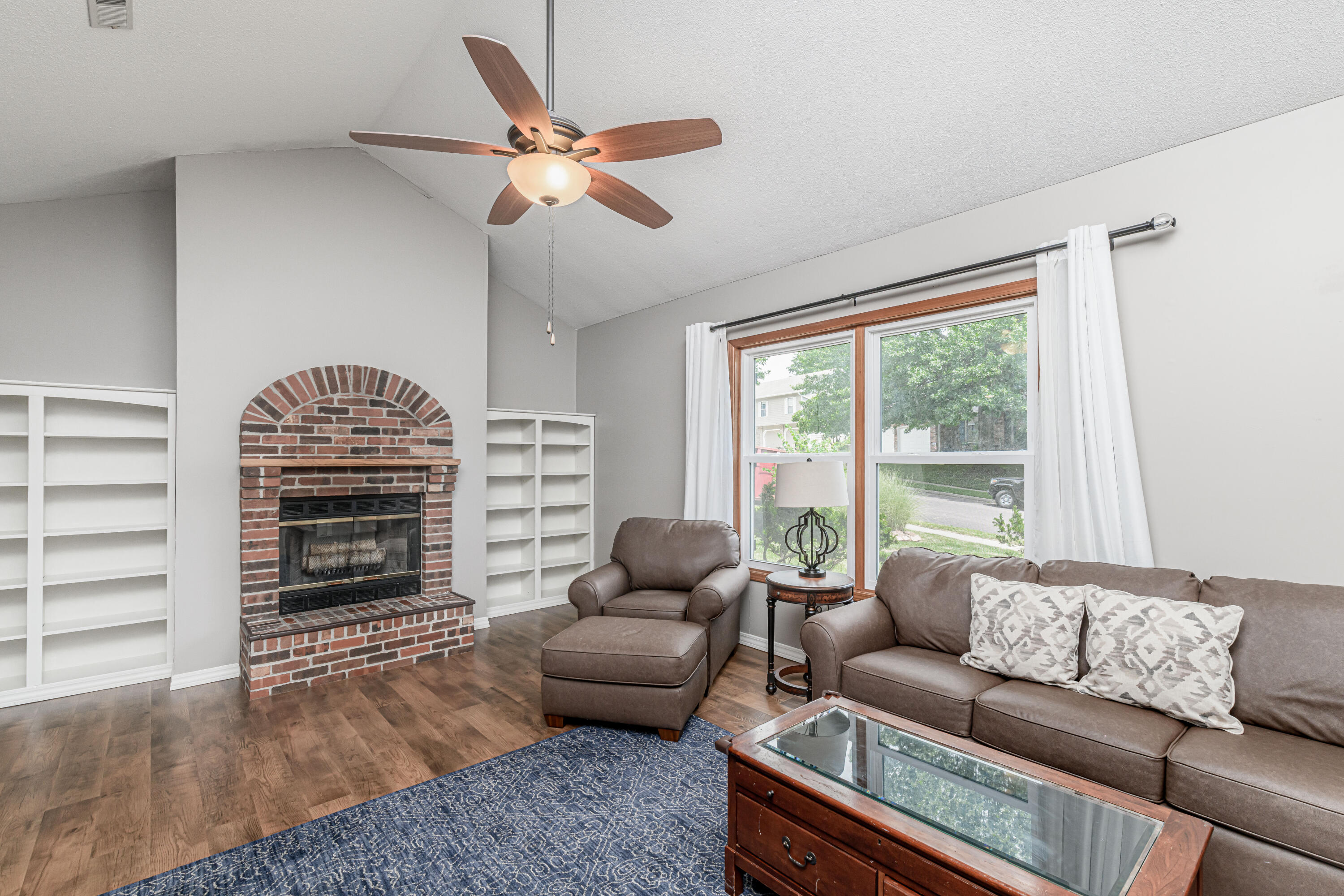 Columbia, Missouri 65203, United States, 3 Bedrooms Bedrooms, ,3 BathroomsBathrooms,Residential,Active,179058