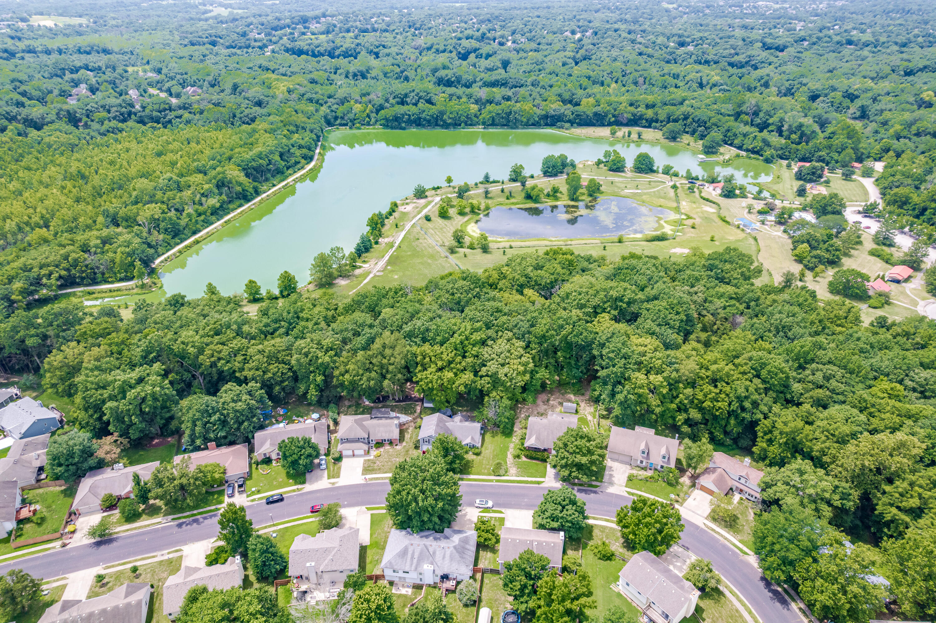 Columbia, Missouri 65203, United States, 3 Bedrooms Bedrooms, ,3 BathroomsBathrooms,Residential,Active,179058