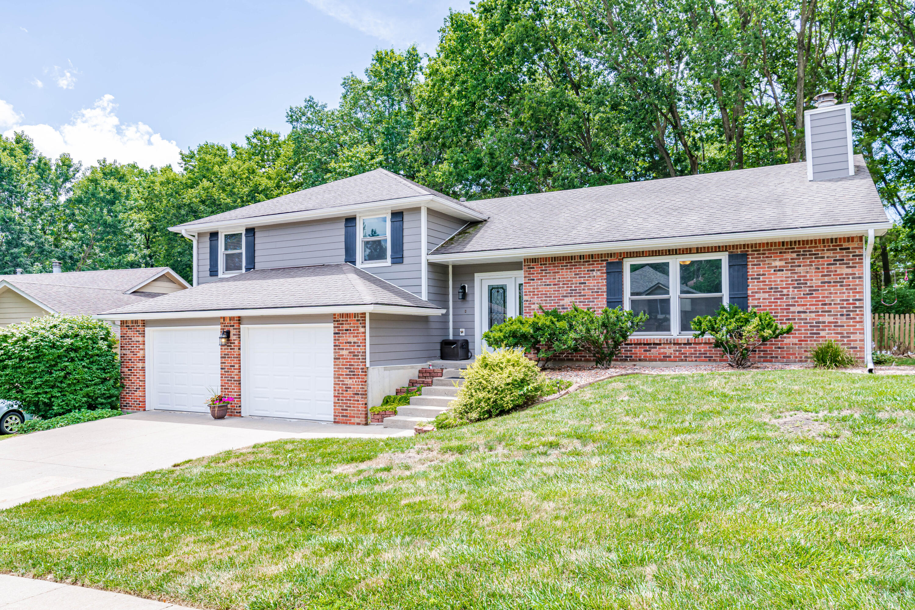 Columbia, Missouri 65203, United States, 3 Bedrooms Bedrooms, ,3 BathroomsBathrooms,Residential,Active,179058