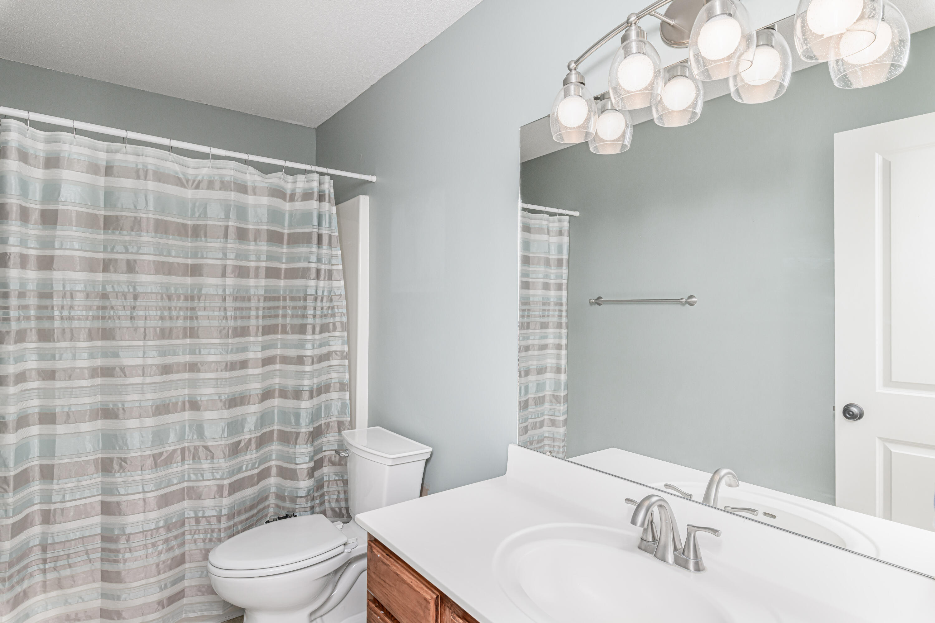 Columbia, Missouri 65203, United States, 3 Bedrooms Bedrooms, ,3 BathroomsBathrooms,Residential,Active,179058