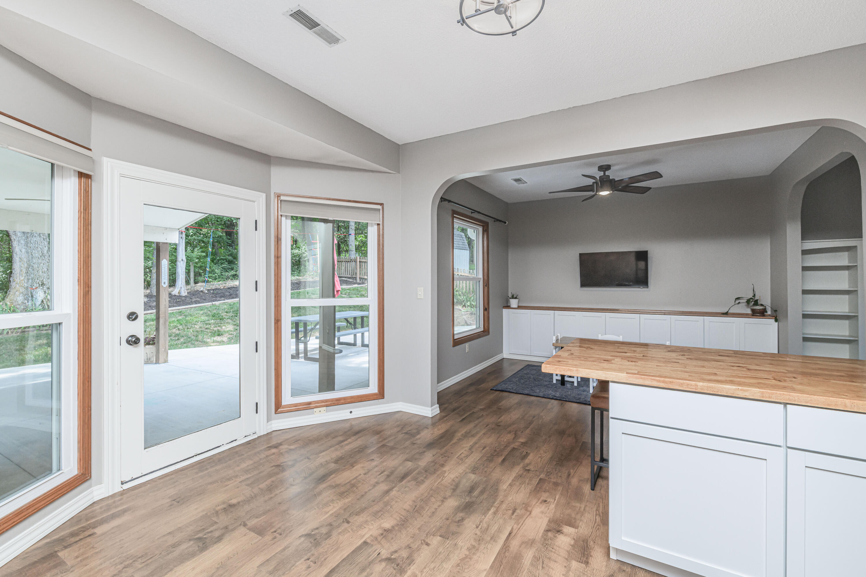 Columbia, Missouri 65203, United States, 3 Bedrooms Bedrooms, ,3 BathroomsBathrooms,Residential,Active,179058