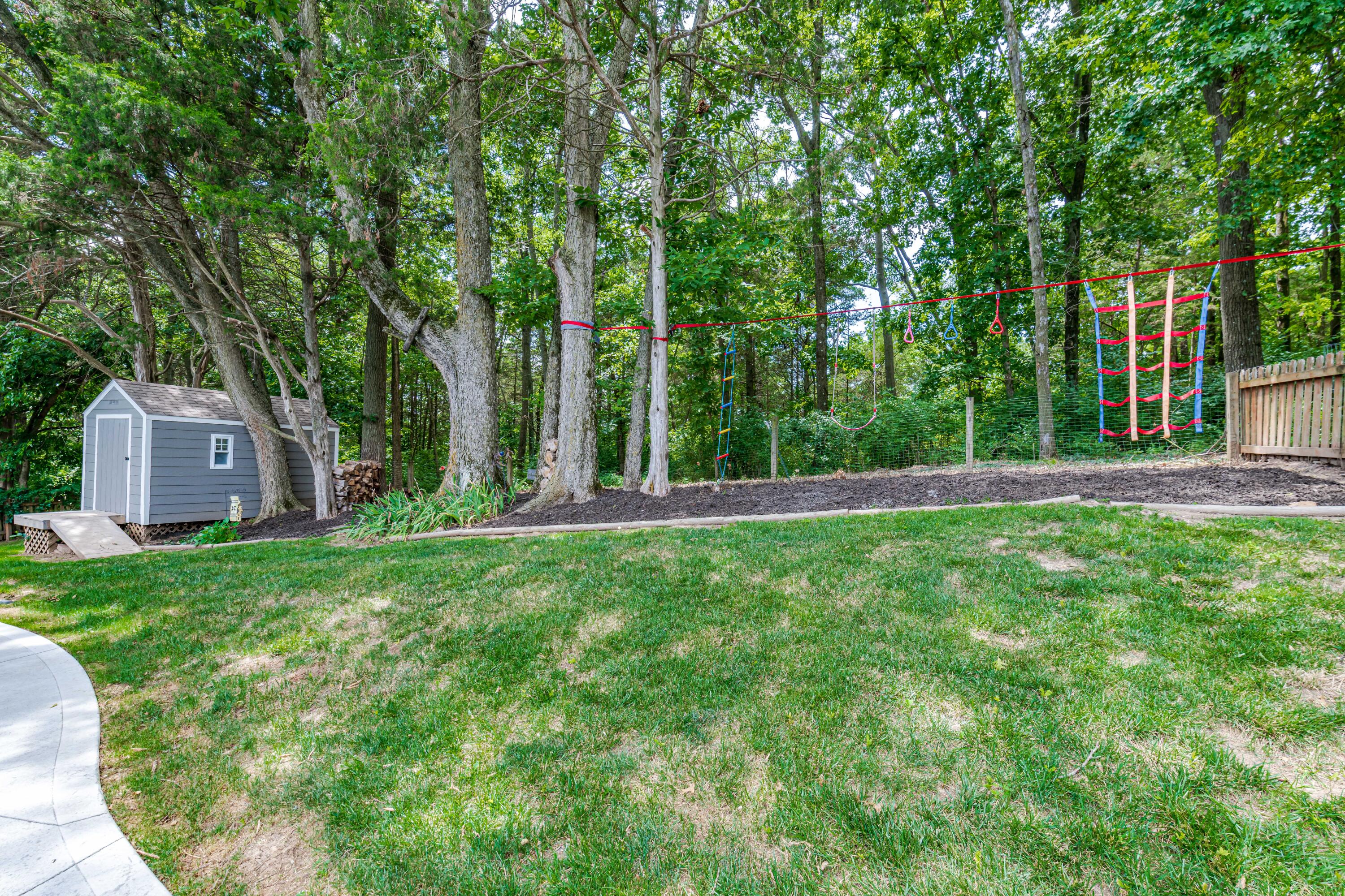 Columbia, Missouri 65203, United States, 3 Bedrooms Bedrooms, ,3 BathroomsBathrooms,Residential,Active,179058