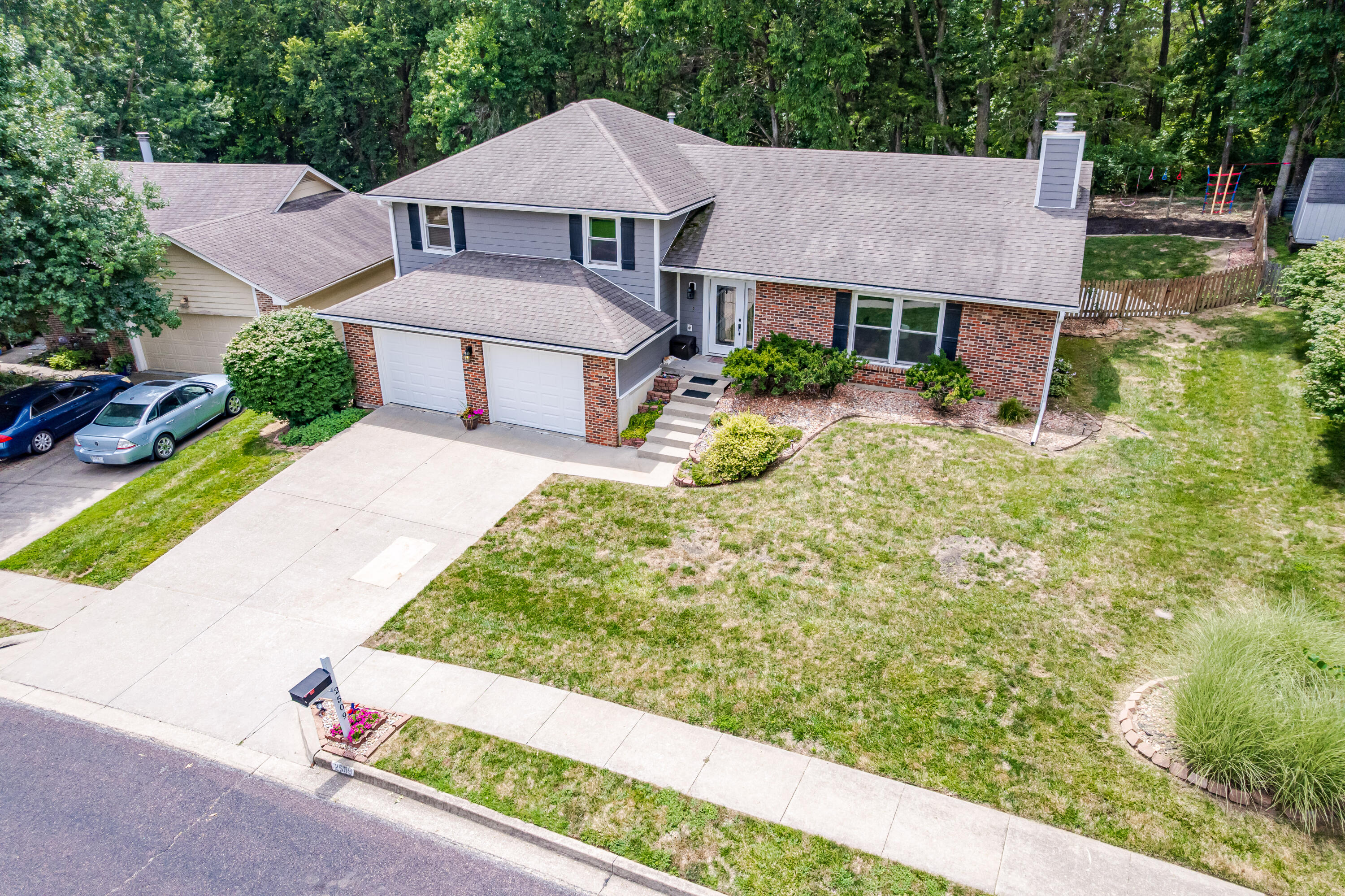 Columbia, Missouri 65203, United States, 3 Bedrooms Bedrooms, ,3 BathroomsBathrooms,Residential,Active,179058