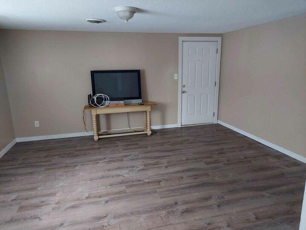 Columbia, Missouri 65202, United States, 2 Bedrooms Bedrooms, ,1 BathroomBathrooms,Residential,Active,103035