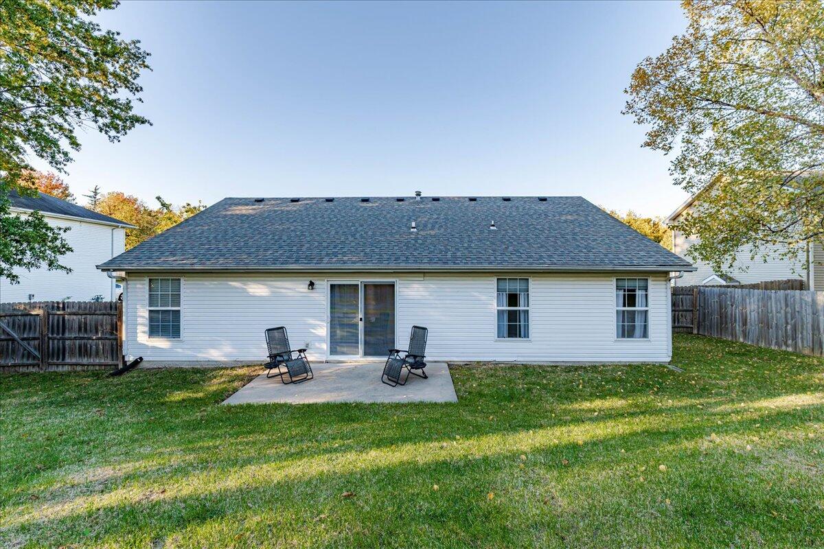 Columbia, Missouri 65201, United States, 3 Bedrooms Bedrooms, ,2 BathroomsBathrooms,Residential,Active,241753