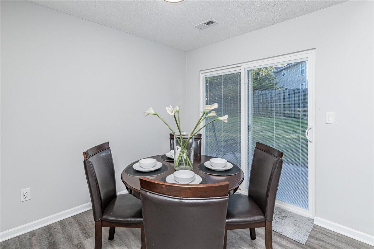 Columbia, Missouri 65201, United States, 3 Bedrooms Bedrooms, ,2 BathroomsBathrooms,Residential,Active,241753