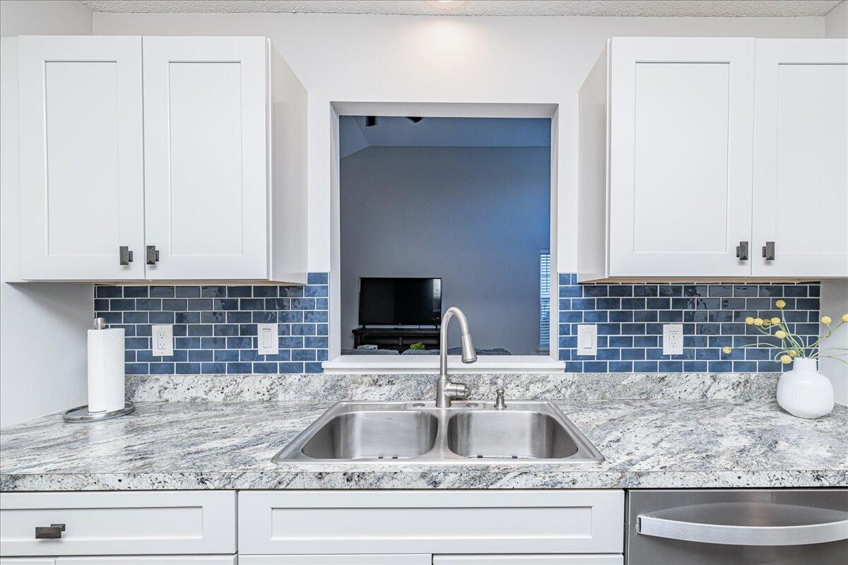 Columbia, Missouri 65201, United States, 3 Bedrooms Bedrooms, ,2 BathroomsBathrooms,Residential,Active,241753