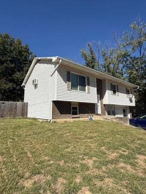 1705 W BORIS DR, COLUMBIA, MO 65203 - Image 582b88de5fa9311f6e69ee87f3d42e52/2587638855