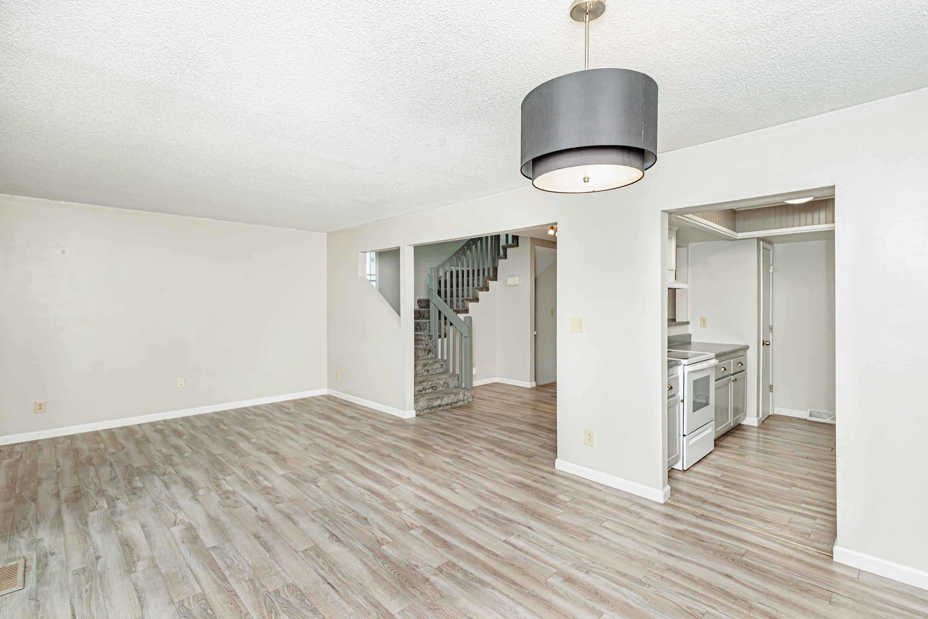 Columbia, Missouri 65201, United States, ,Residential,Active,171313