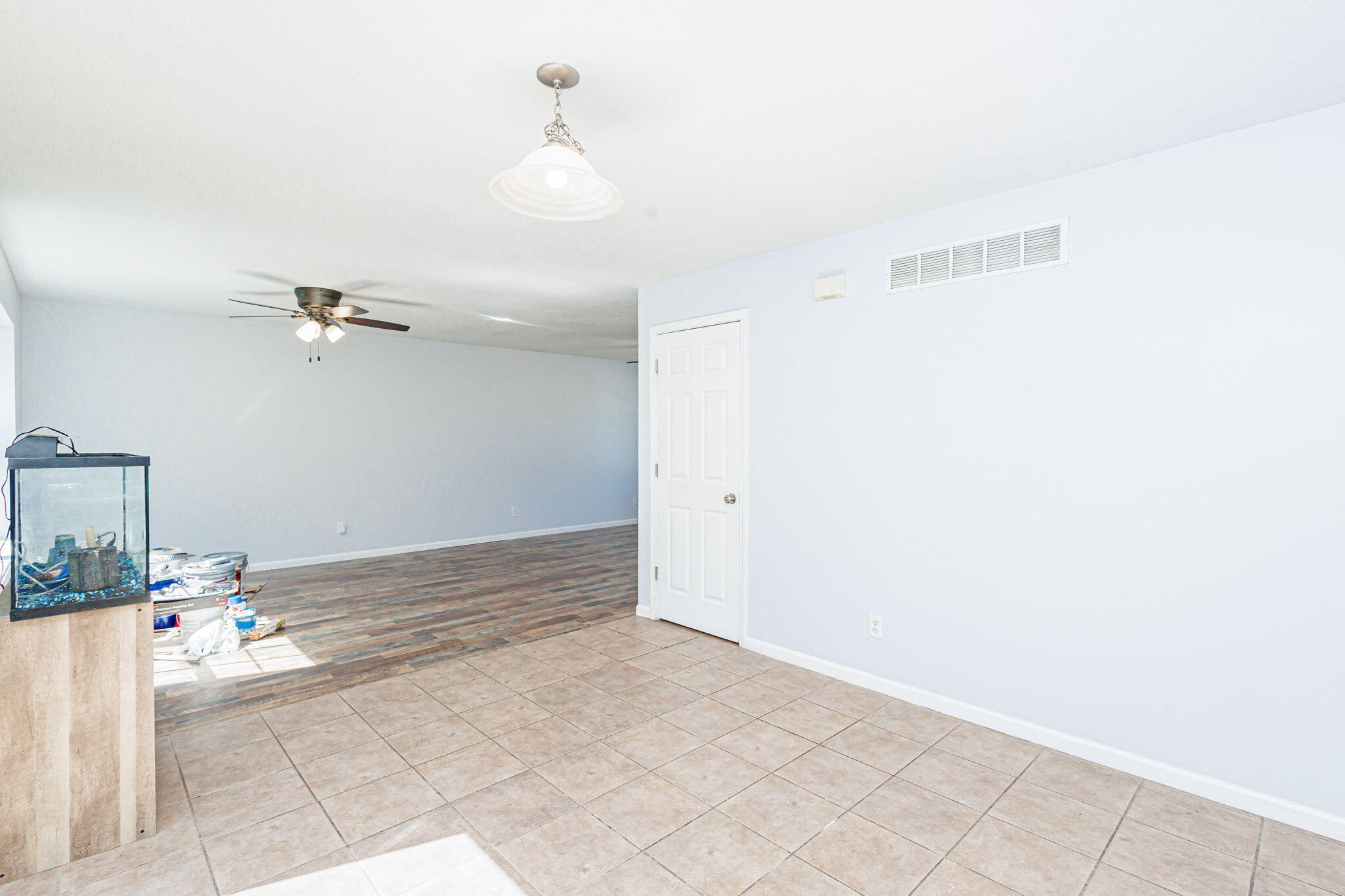 Columbia, Missouri 65202, United States, 5 Bedrooms Bedrooms, ,4 BathroomsBathrooms,Residential,Active,137923