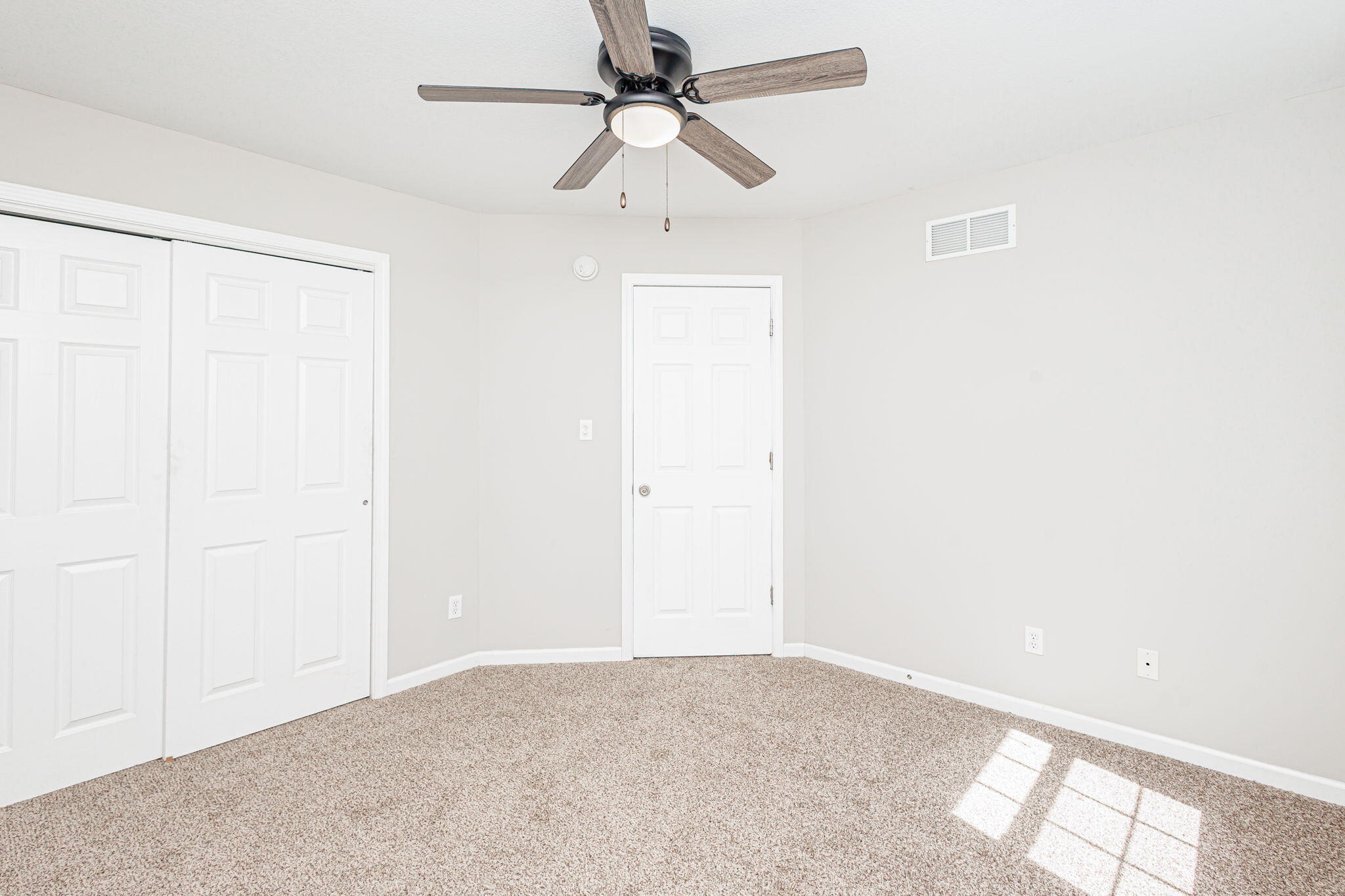 Columbia, Missouri 65202, United States, 5 Bedrooms Bedrooms, ,4 BathroomsBathrooms,Residential,Active,137923