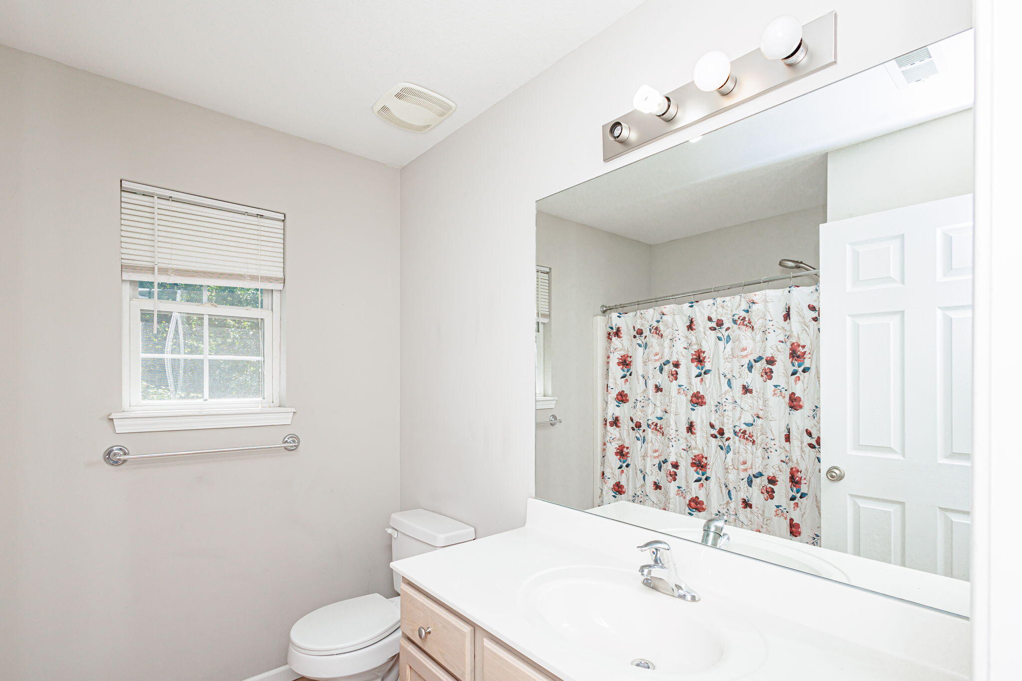 Columbia, Missouri 65202, United States, 5 Bedrooms Bedrooms, ,4 BathroomsBathrooms,Residential,Active,137923