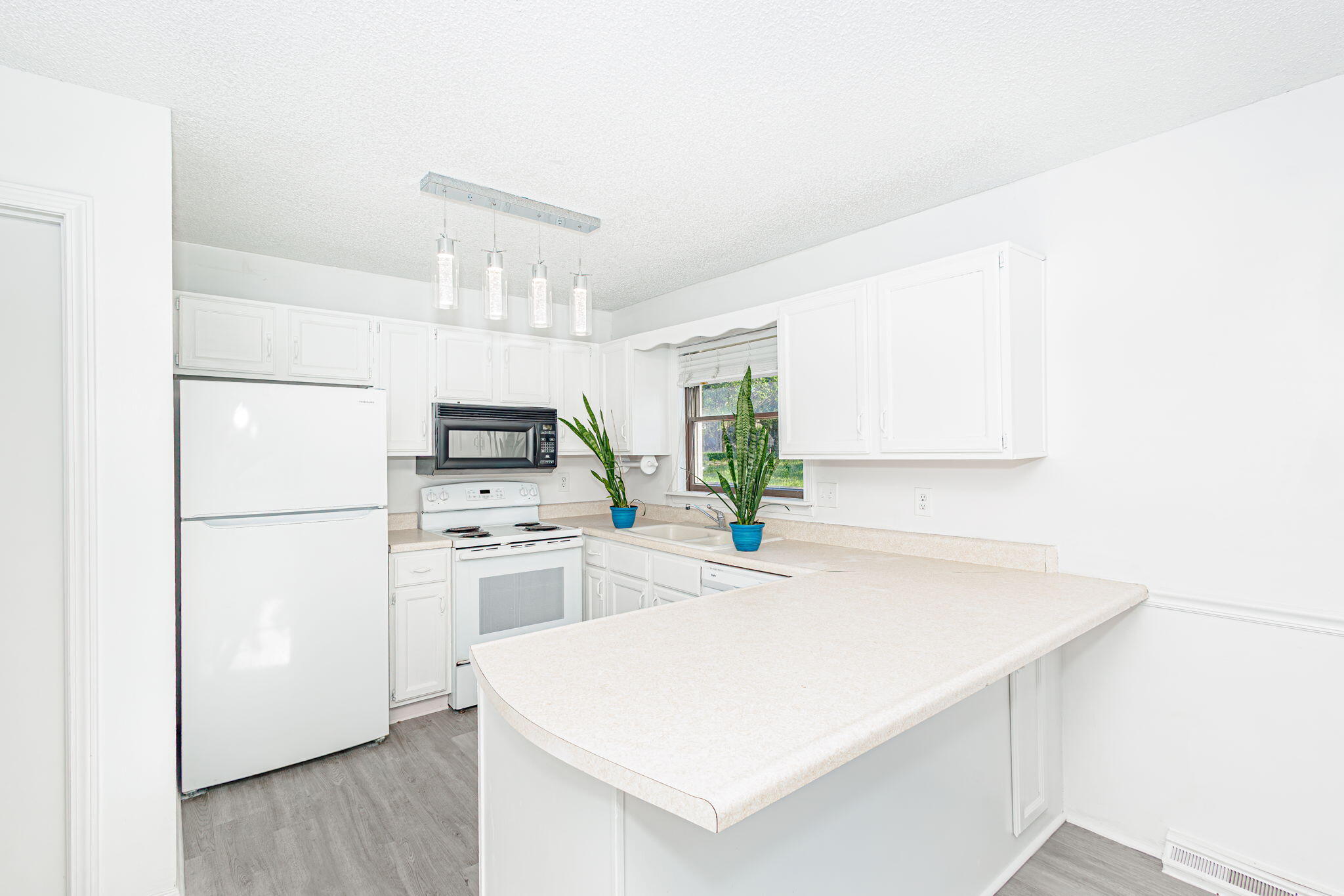 Columbia, Missouri 65203, United States, 4 Bedrooms Bedrooms, ,3 BathroomsBathrooms,Residential,Active,108669