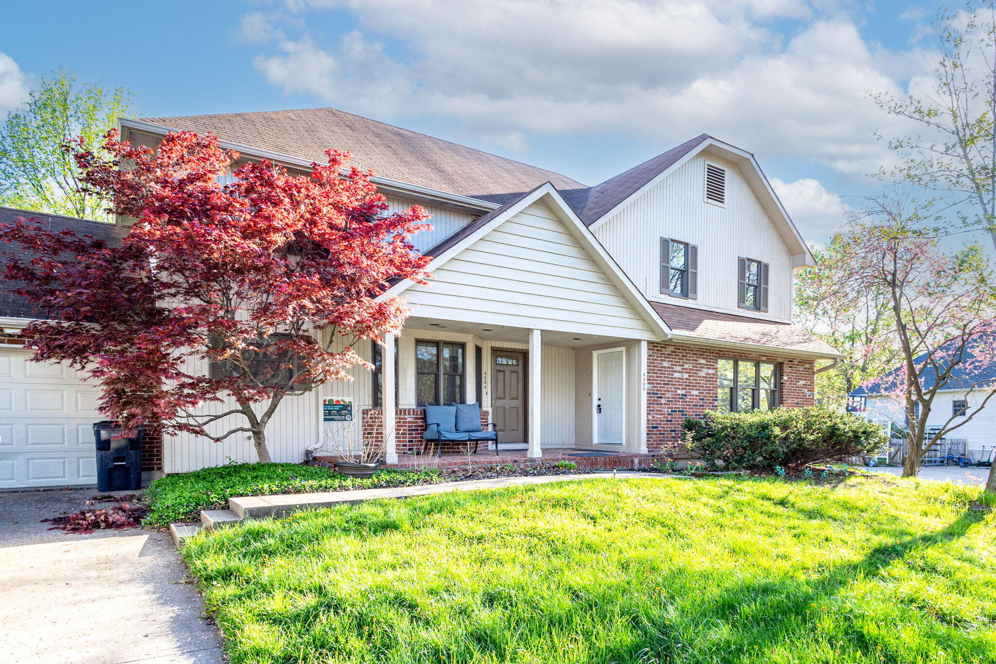 Columbia, Missouri 65203, United States, 4 Bedrooms Bedrooms, ,3 BathroomsBathrooms,Residential,Active,108669 Columbia, Missouri 65203, United States, 4 Bedrooms Bedrooms, ,3 BathroomsBathrooms,Residential,Active,108669