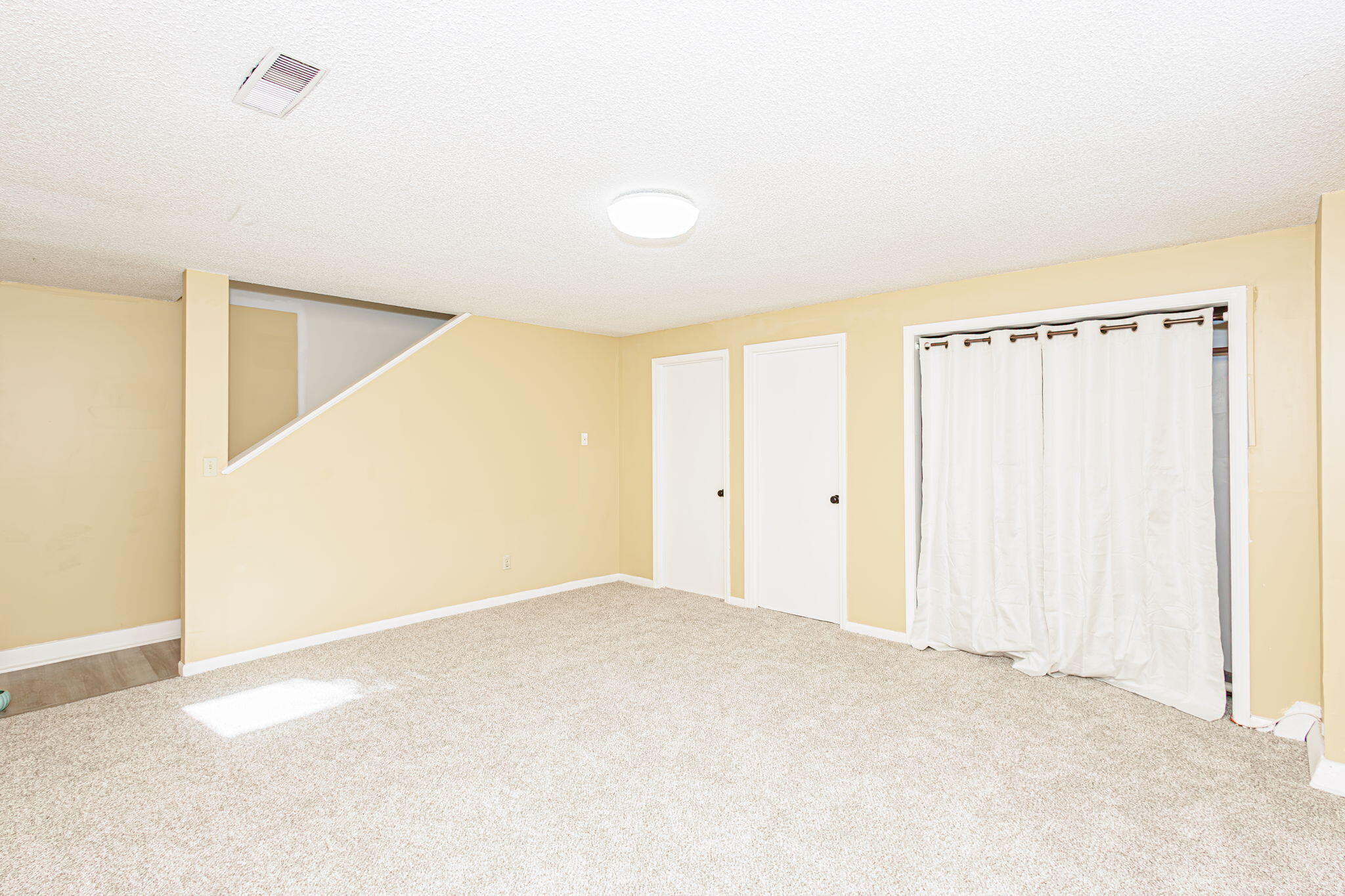 Columbia, Missouri 65203, United States, 4 Bedrooms Bedrooms, ,3 BathroomsBathrooms,Residential,Active,108669