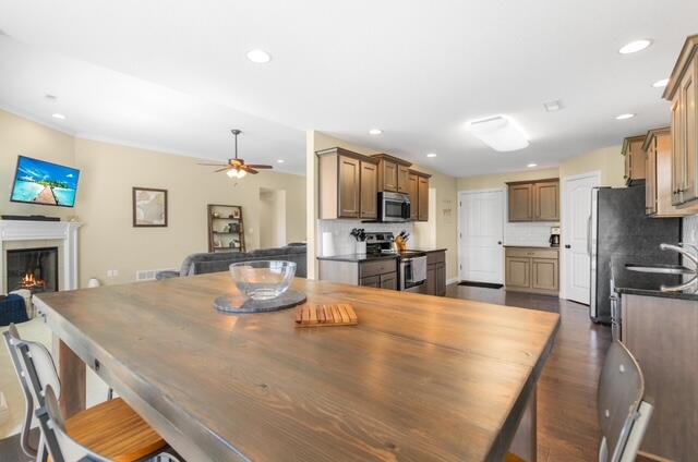 Columbia, Missouri 65203, United States, 3 Bedrooms Bedrooms, ,2 BathroomsBathrooms,Residential,Active,105024