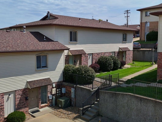903 SOUTHWEST BLVD APT A, JEFFERSON CITY, MO 65109 - Image 71279deeed3e8dd27ee8d9ffeb429071/464797194