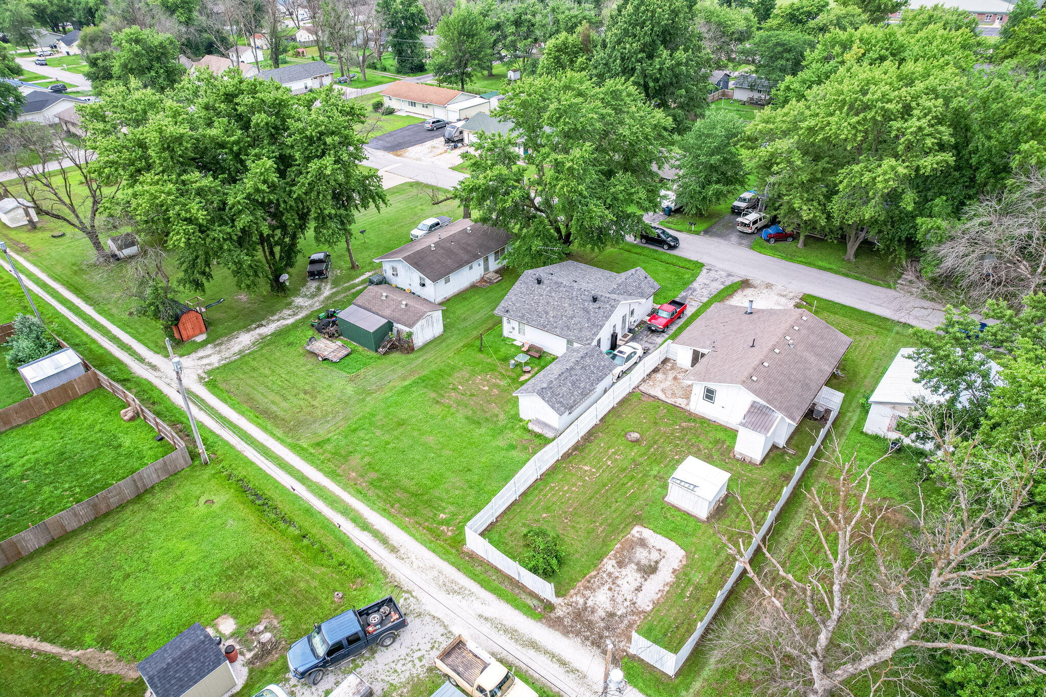 Centralia, Missouri 65240, United States, 3 Bedrooms Bedrooms, ,2 BathroomsBathrooms,Residential,Active,166280