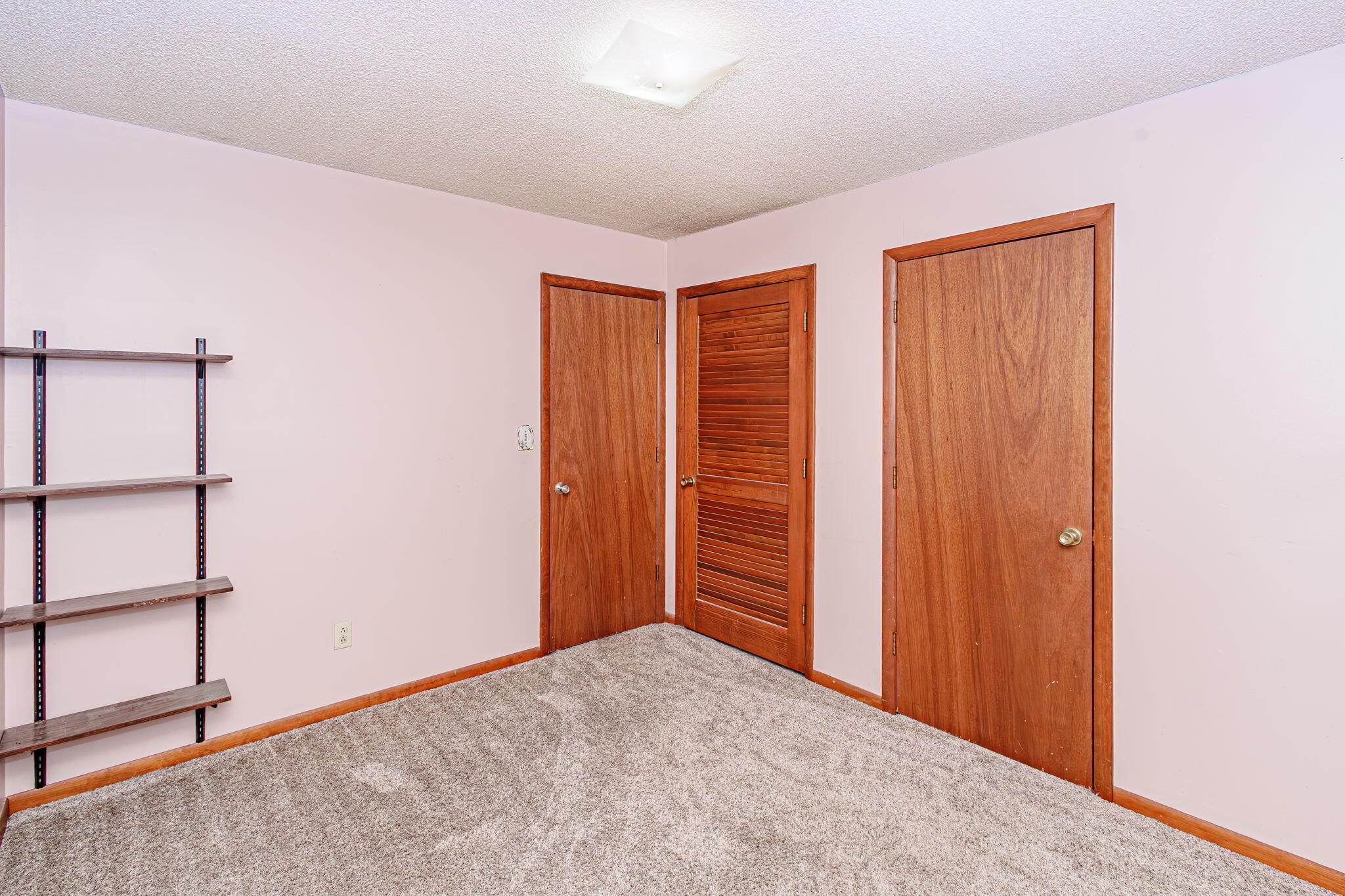 Centralia, Missouri 65240, United States, 3 Bedrooms Bedrooms, ,2 BathroomsBathrooms,Residential,Active,166280