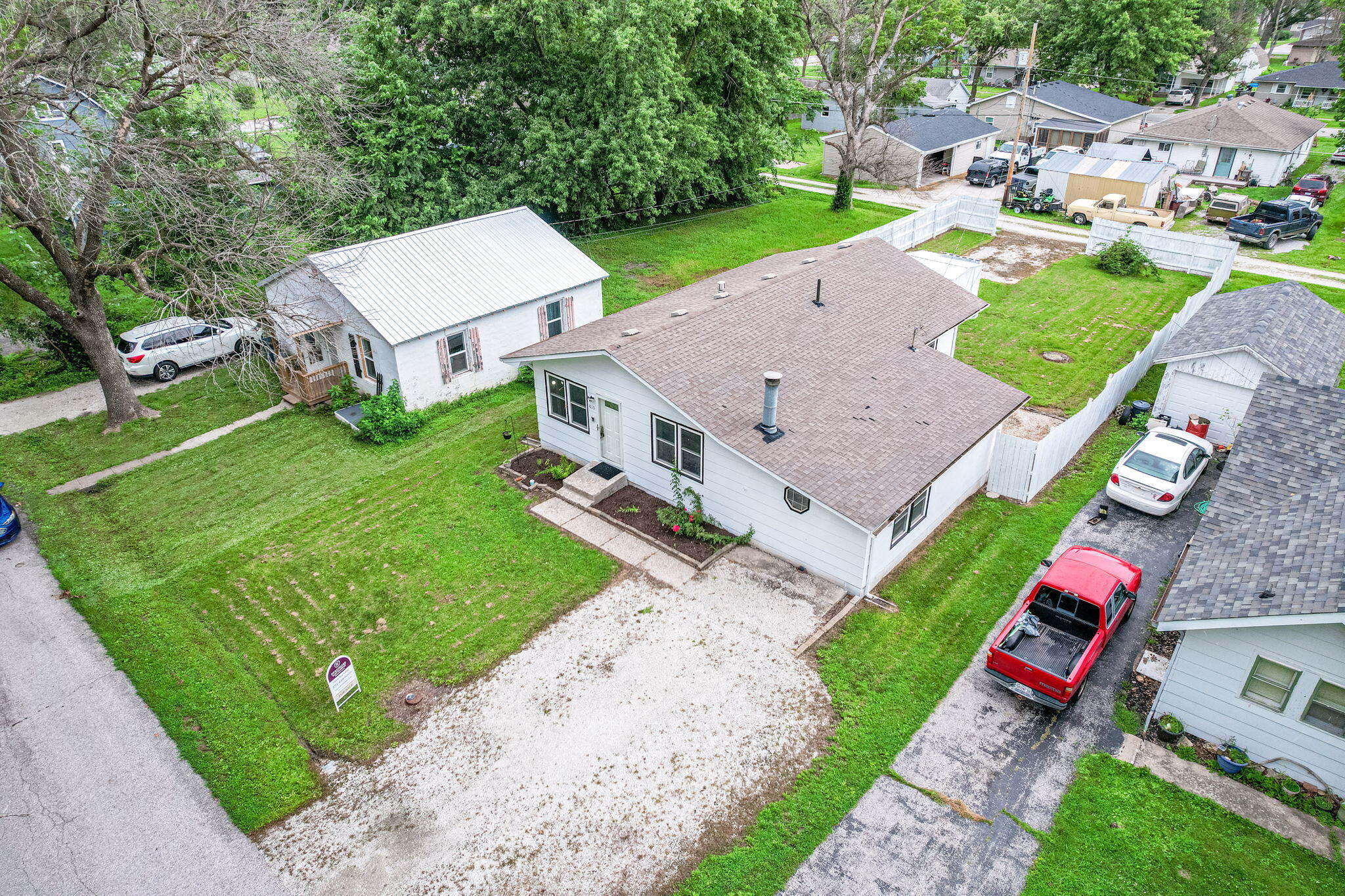 Centralia, Missouri 65240, United States, 3 Bedrooms Bedrooms, ,2 BathroomsBathrooms,Residential,Active,166280