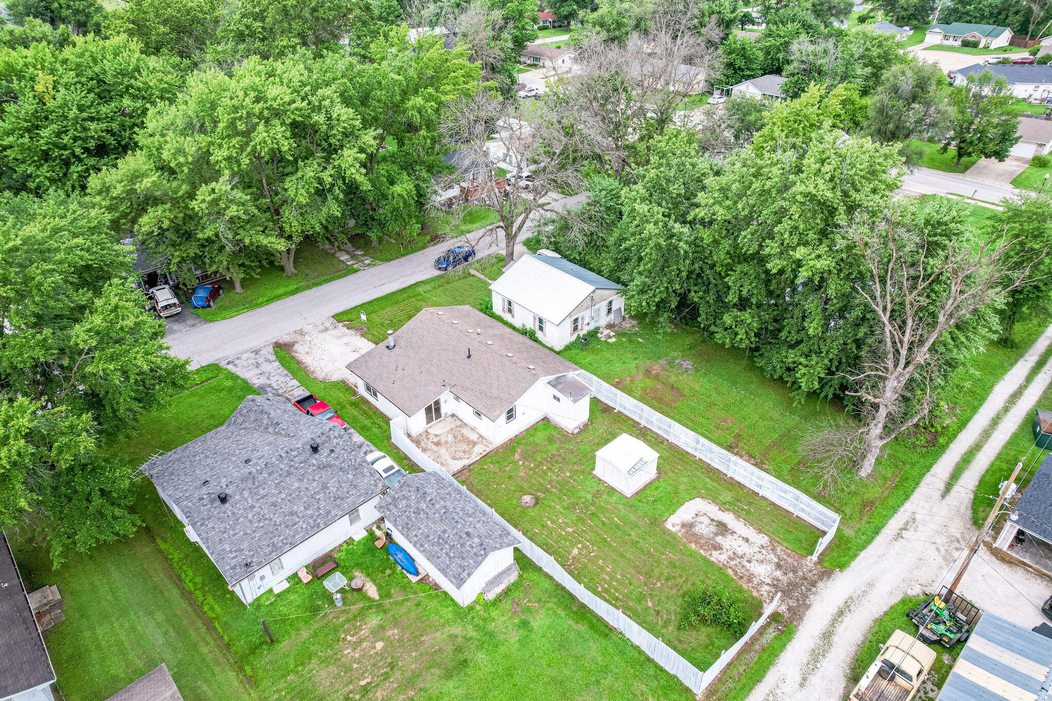 Centralia, Missouri 65240, United States, 3 Bedrooms Bedrooms, ,2 BathroomsBathrooms,Residential,Active,166280