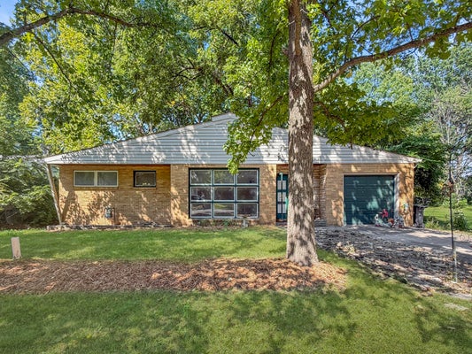 17 CLINTON DR, COLUMBIA, MO 65203 - Image 788057ebfc39dced7452e8f4ed12cb8a/3029445059