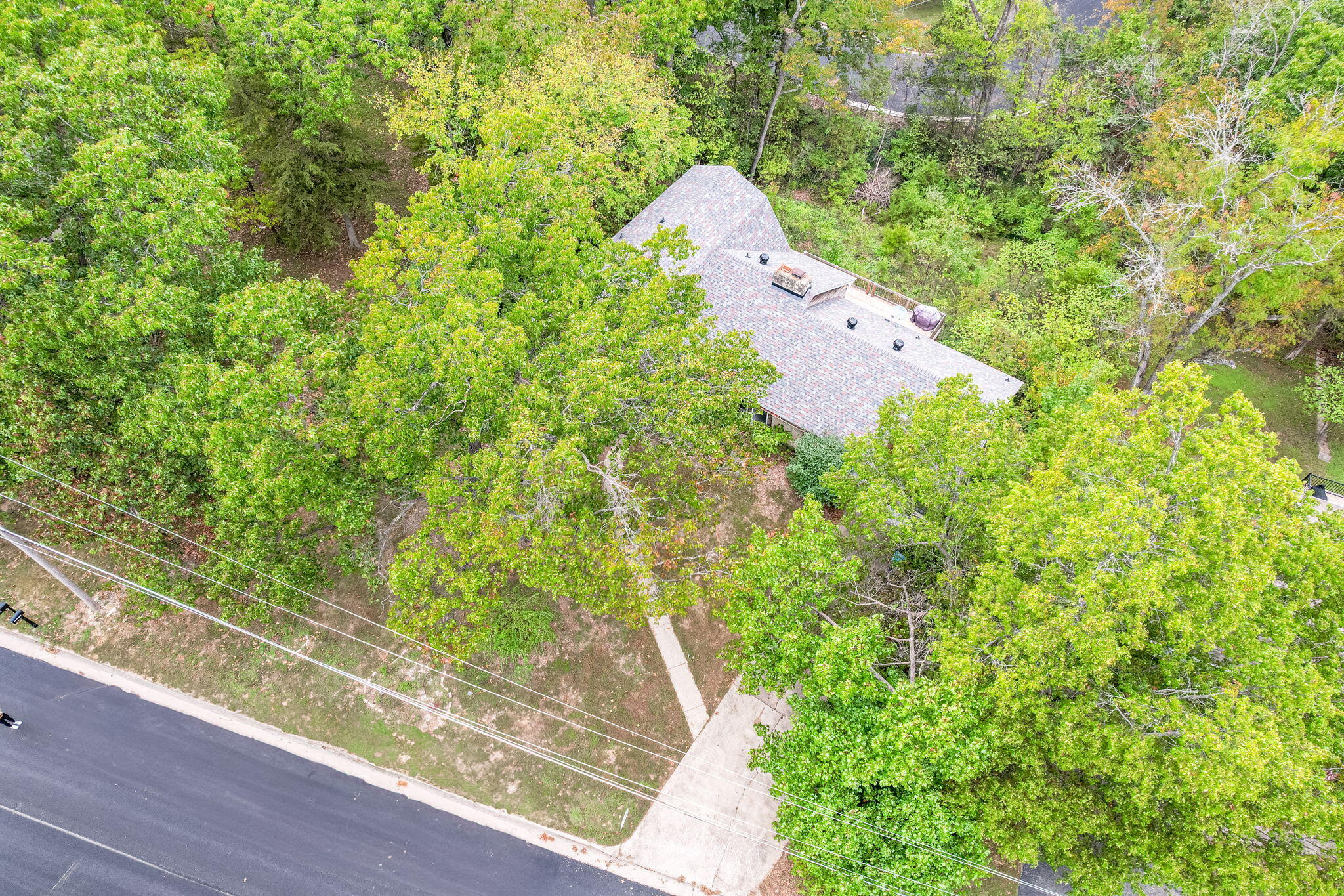 Jefferson City, Missouri 65109, United States, 7 Bedrooms Bedrooms, ,4 BathroomsBathrooms,Residential,Active,229582