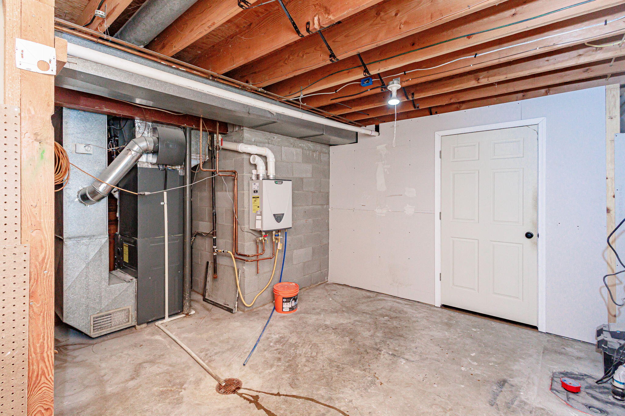 Jefferson City, Missouri 65109, United States, 7 Bedrooms Bedrooms, ,4 BathroomsBathrooms,Residential,Active,229582