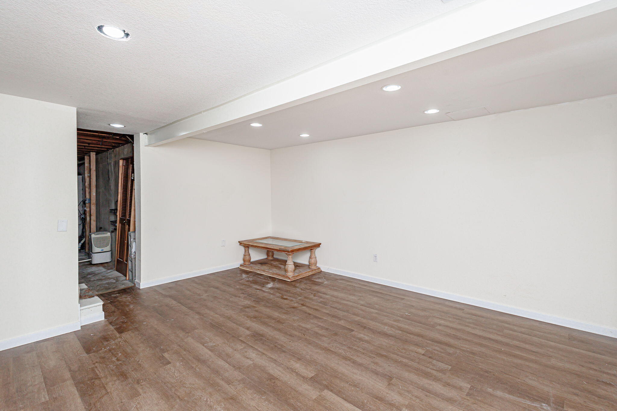 Jefferson City, Missouri 65109, United States, 7 Bedrooms Bedrooms, ,4 BathroomsBathrooms,Residential,Active,229582