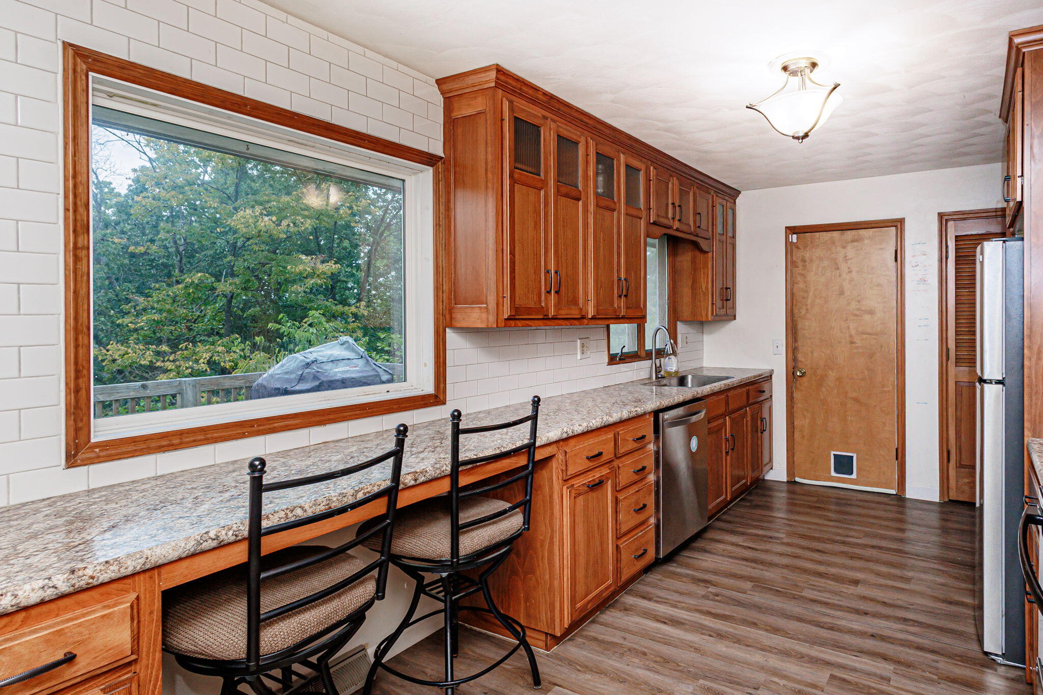 Jefferson City, Missouri 65109, United States, 7 Bedrooms Bedrooms, ,4 BathroomsBathrooms,Residential,Active,229582