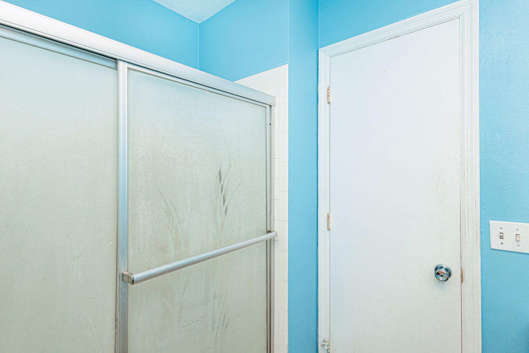 Jefferson City, Missouri 65109, United States, 7 Bedrooms Bedrooms, ,4 BathroomsBathrooms,Residential,Active,229582