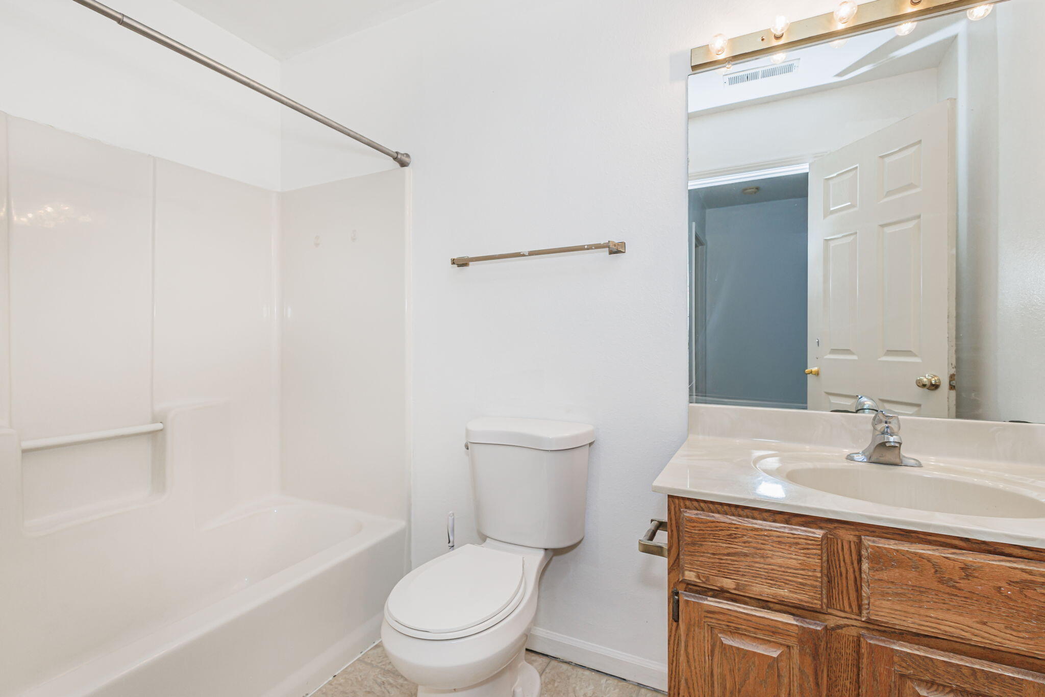 Columbia, Missouri 65203, United States, ,Residential,Active,220325