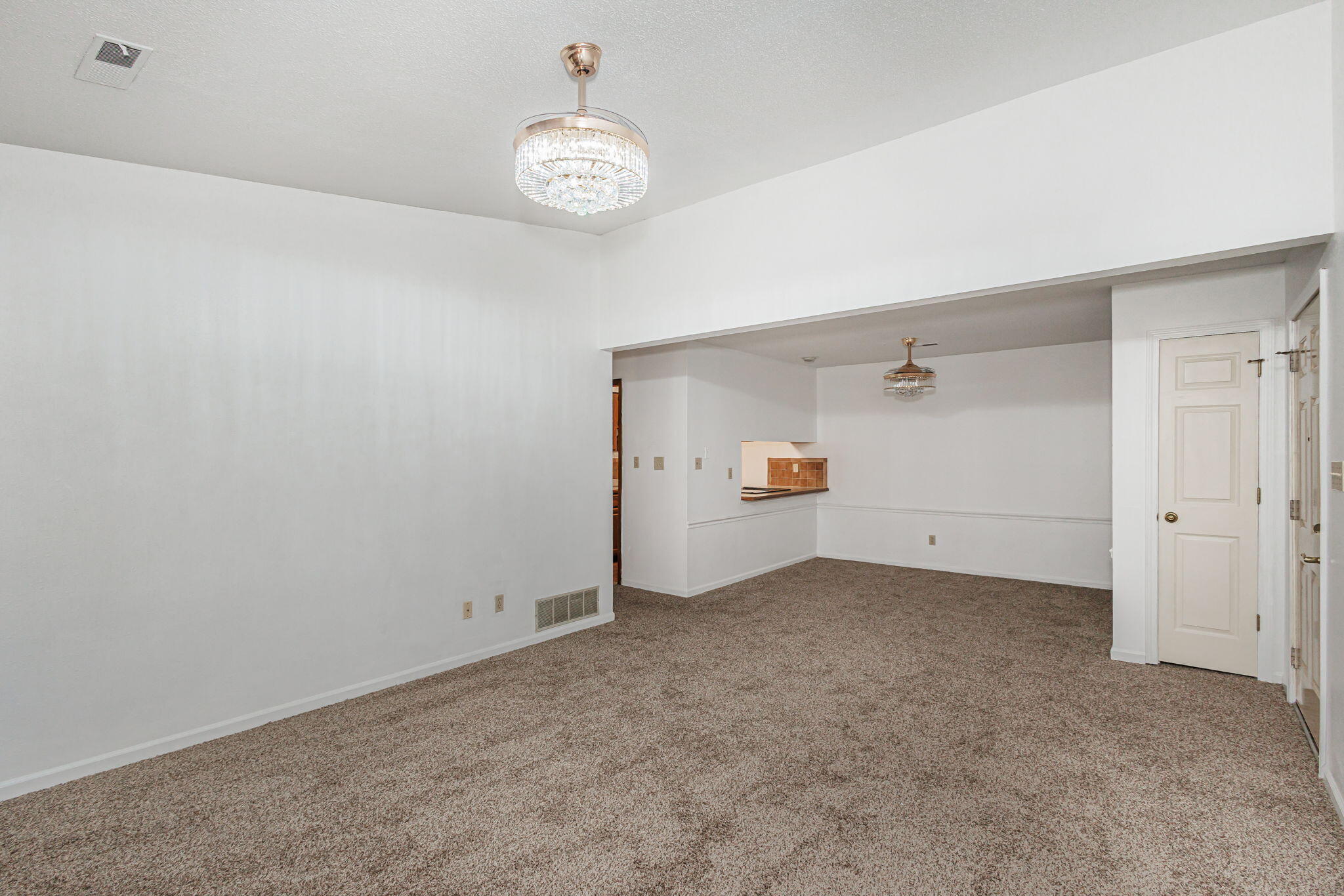 Columbia, Missouri 65203, United States, ,Residential,Active,220325