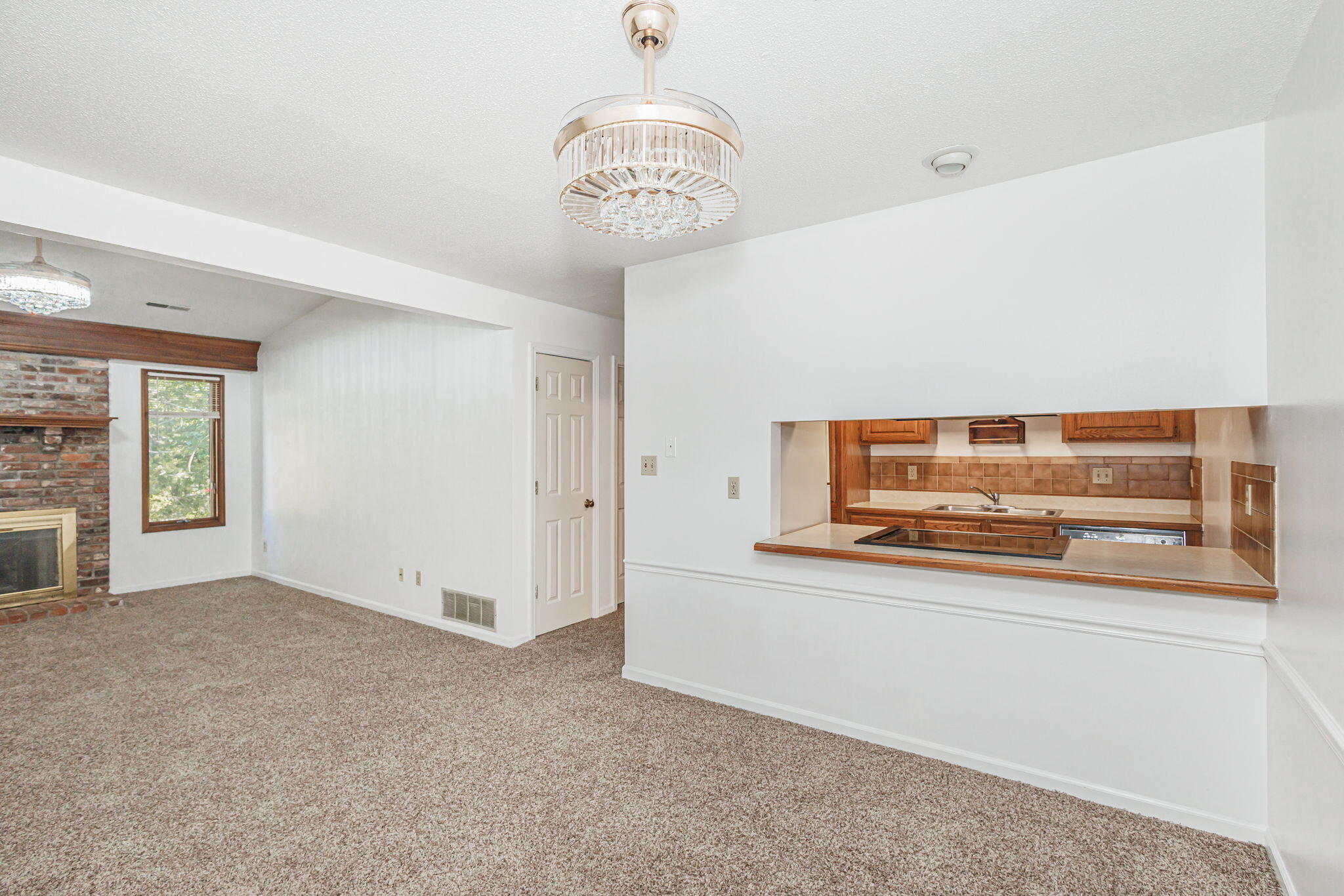 Columbia, Missouri 65203, United States, ,Residential,Active,220325