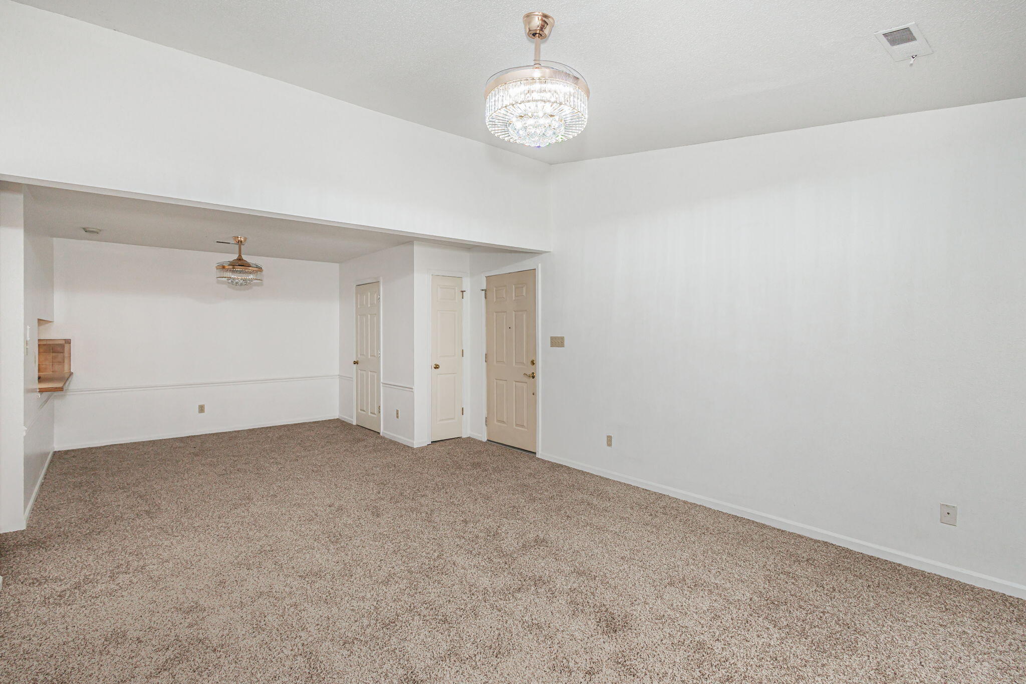 Columbia, Missouri 65203, United States, ,Residential,Active,220325