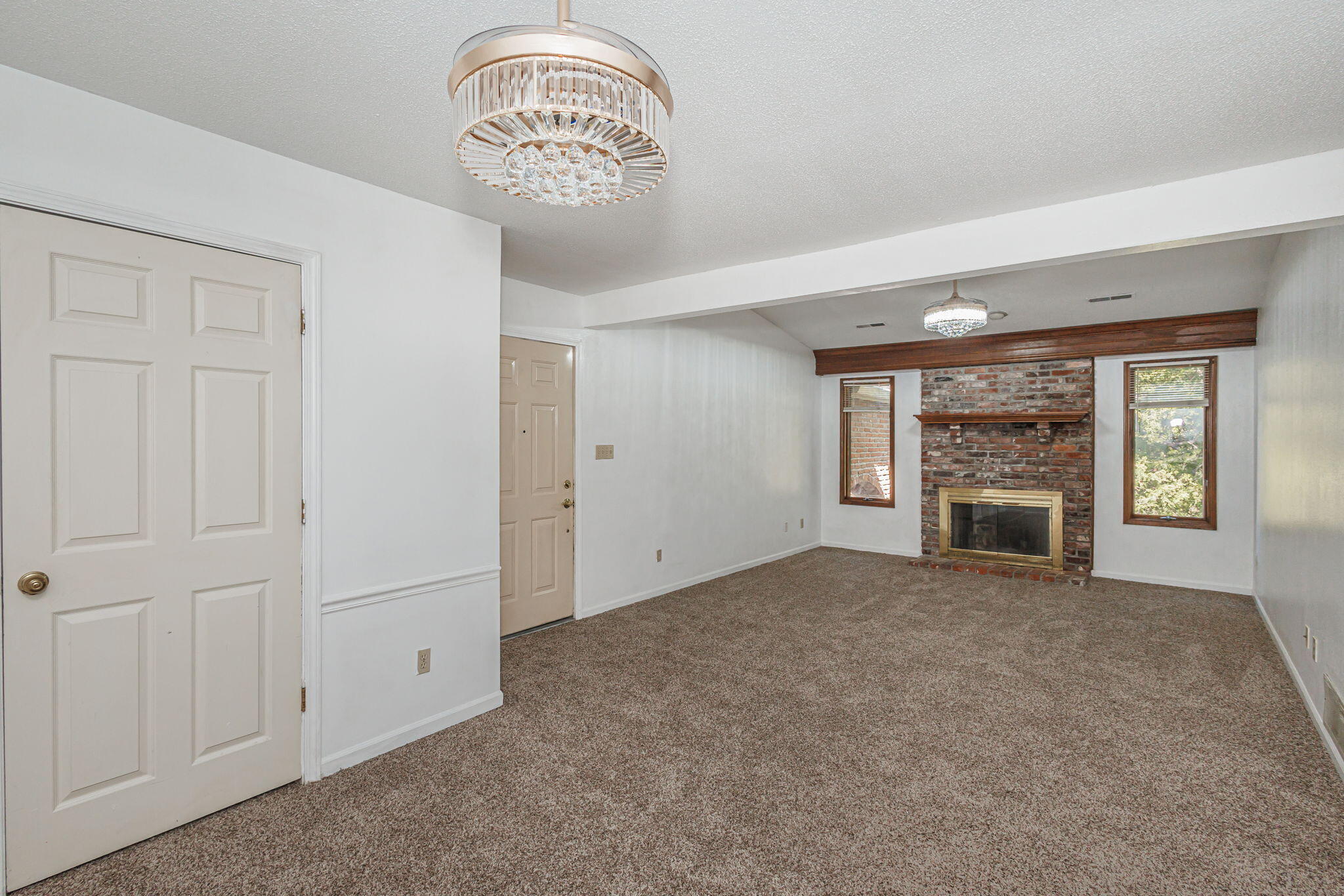 Columbia, Missouri 65203, United States, ,Residential,Active,220325