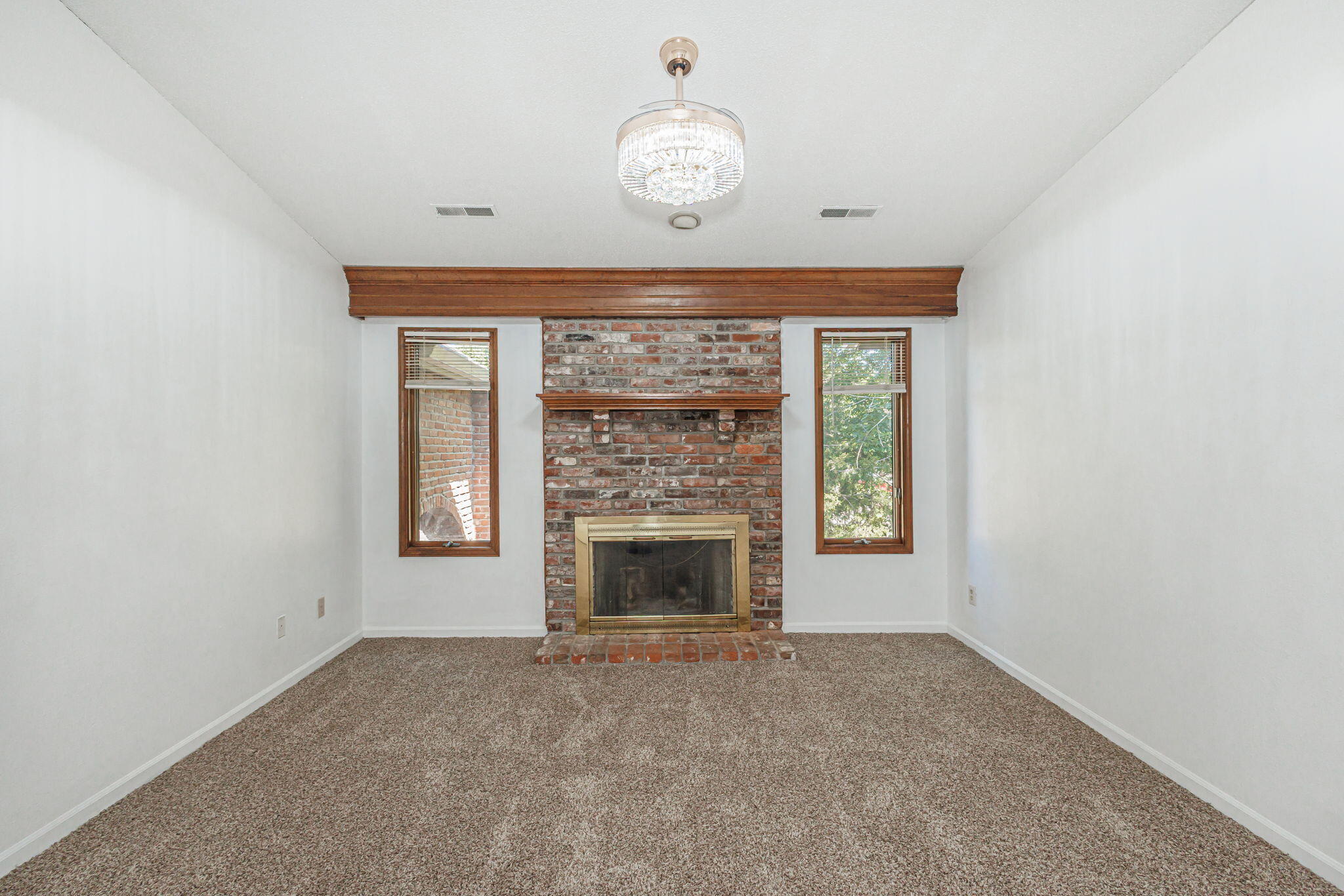 Columbia, Missouri 65203, United States, ,Residential,Active,220325