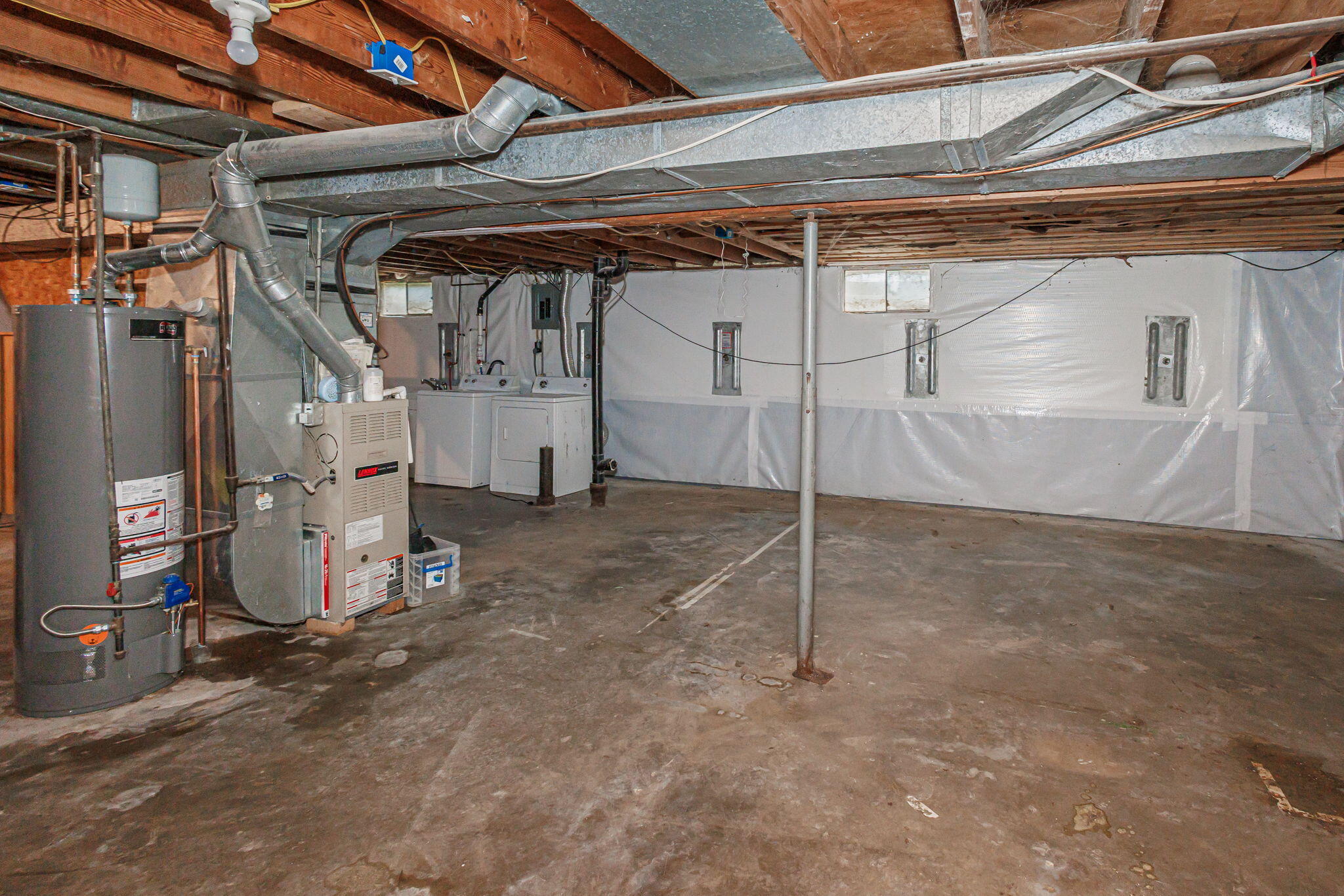 Columbia, Missouri 65202, United States, 3 Bedrooms Bedrooms, ,1 BathroomBathrooms,Residential,Pending,190382