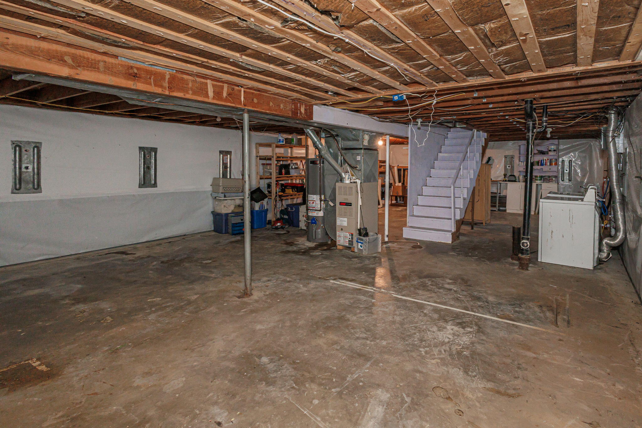 Columbia, Missouri 65202, United States, 3 Bedrooms Bedrooms, ,1 BathroomBathrooms,Residential,Pending,190382