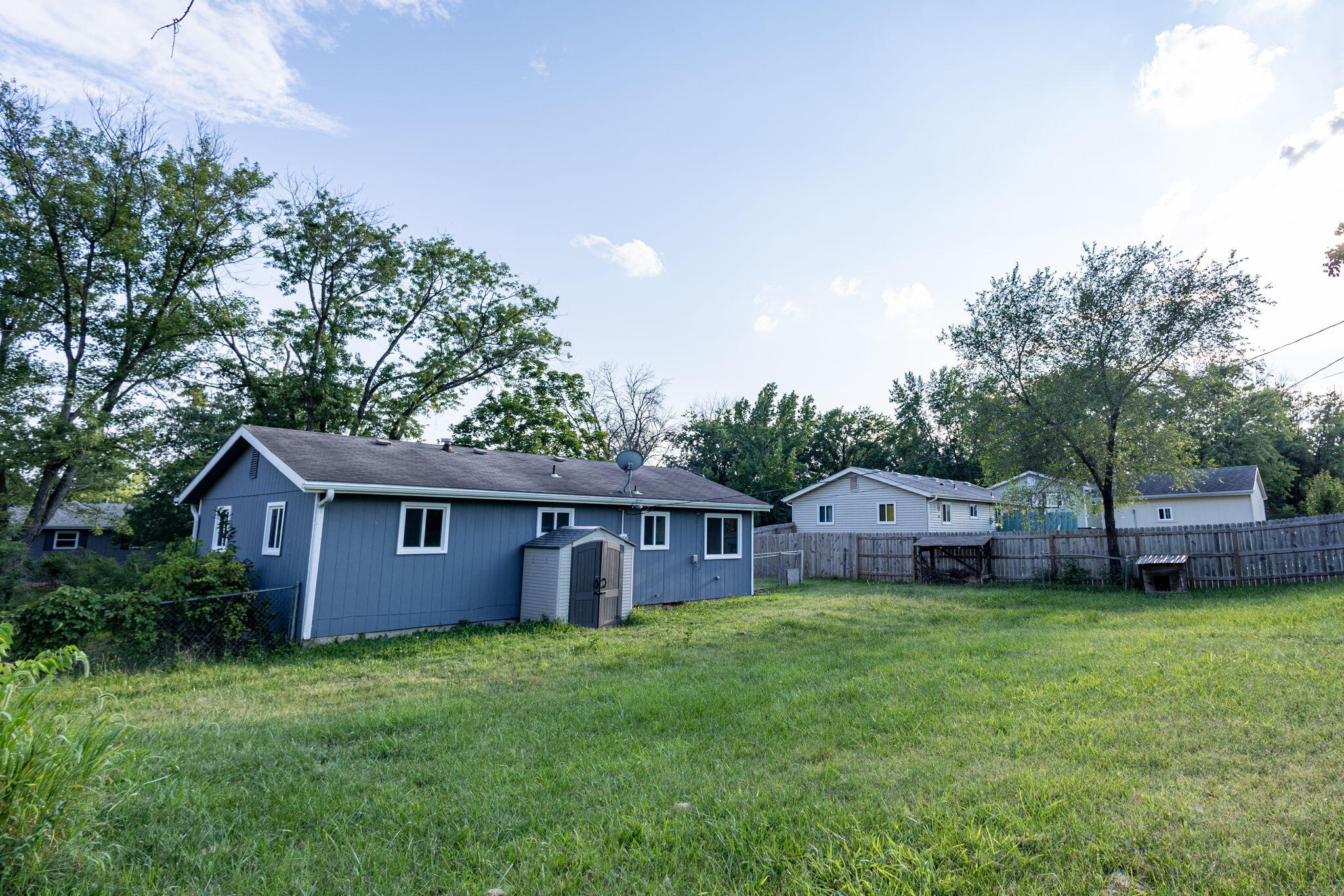 Columbia, Missouri 65202, United States, 3 Bedrooms Bedrooms, ,1 BathroomBathrooms,Residential,Pending,190382