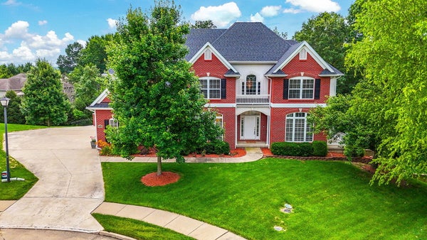 2404 RAINIER CT, COLUMBIA, MO 65203 - Image a565cd7ee14d65b97ecf55a1d636d5cd/2681787639