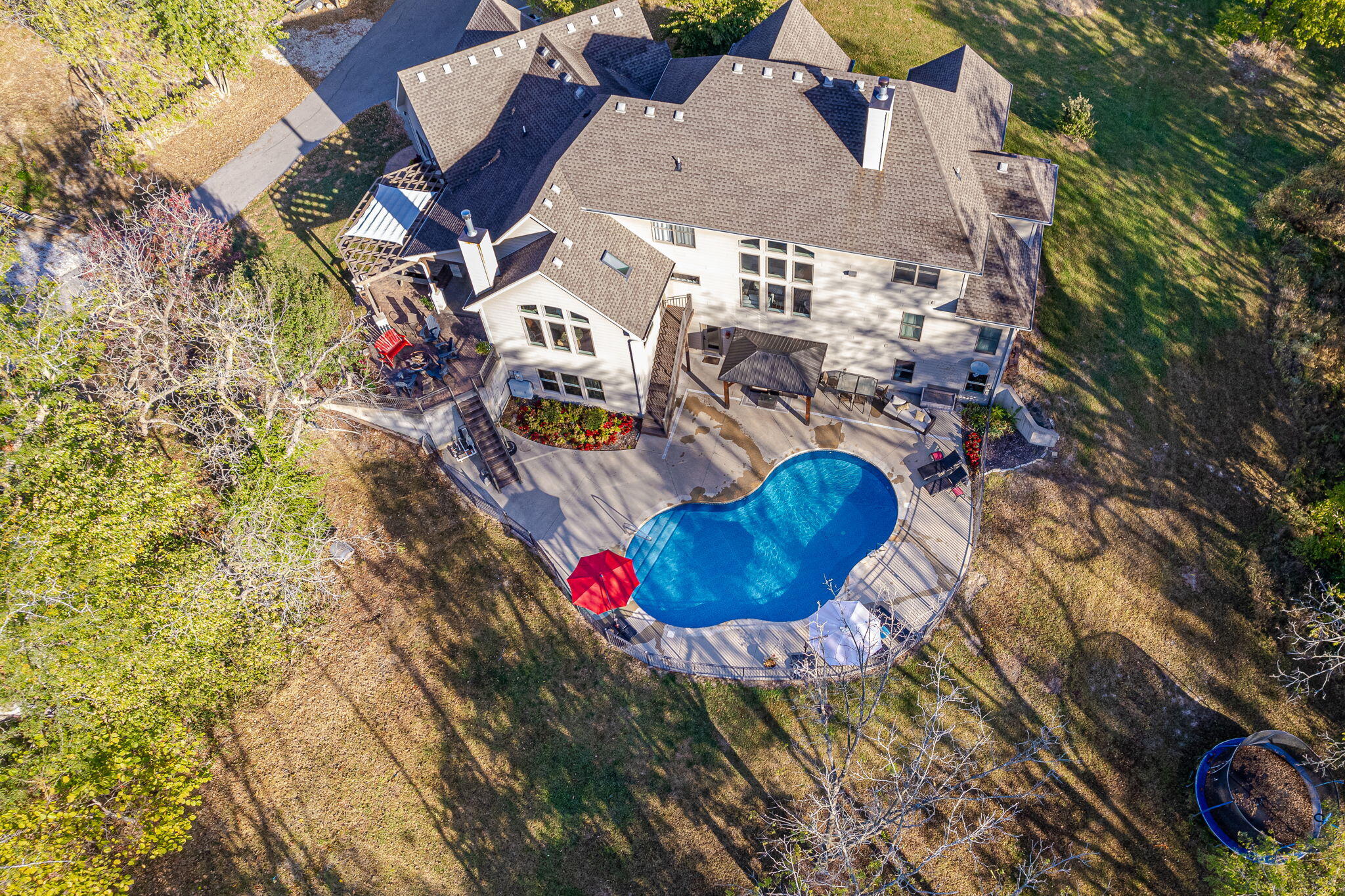 Columbia, Missouri 65201, United States, 6 Bedrooms Bedrooms, ,5 BathroomsBathrooms,Residential,Active,65697