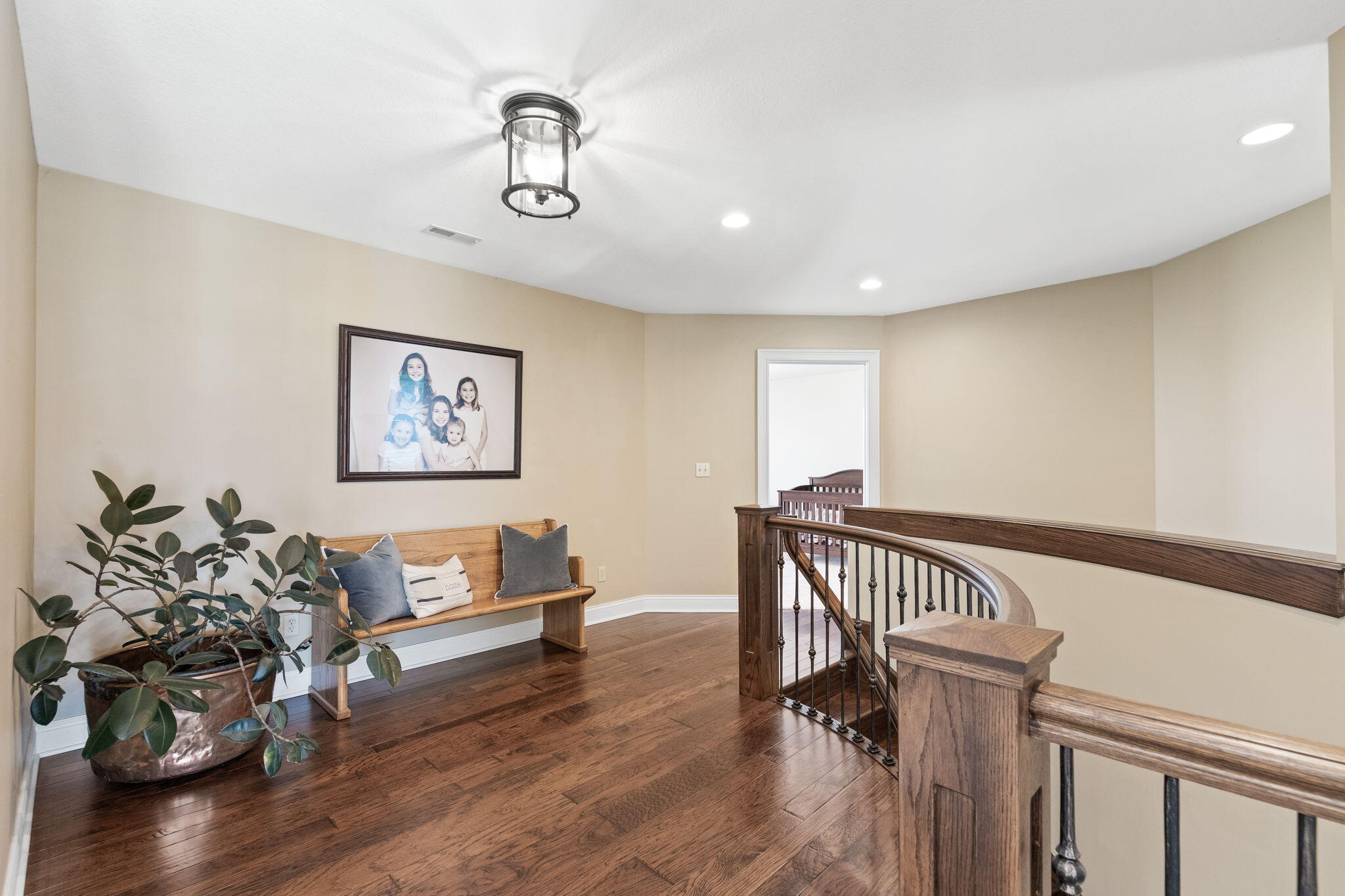 Columbia, Missouri 65201, United States, 6 Bedrooms Bedrooms, ,5 BathroomsBathrooms,Residential,Active,65697