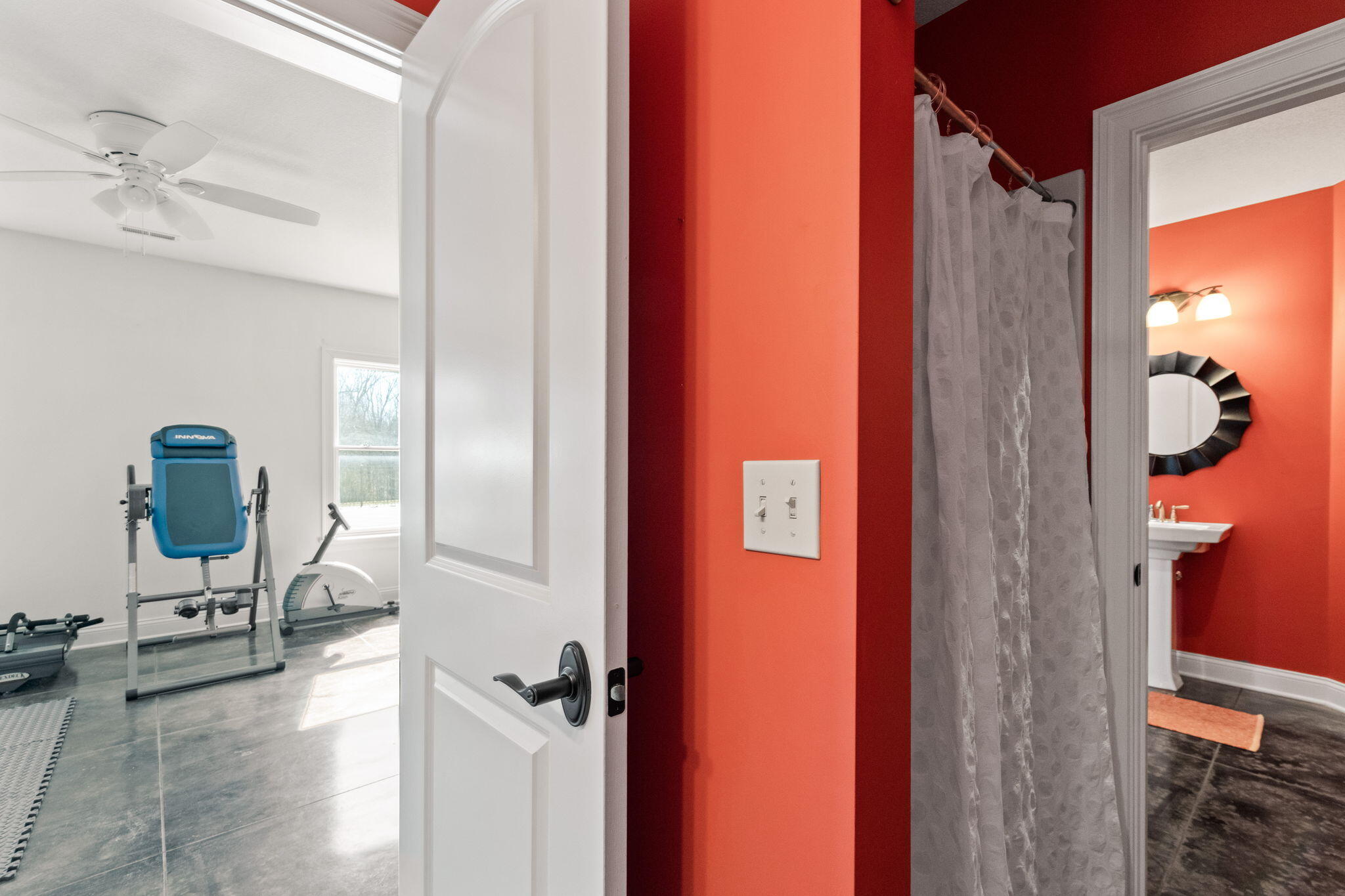 Columbia, Missouri 65201, United States, 6 Bedrooms Bedrooms, ,5 BathroomsBathrooms,Residential,Active,65697