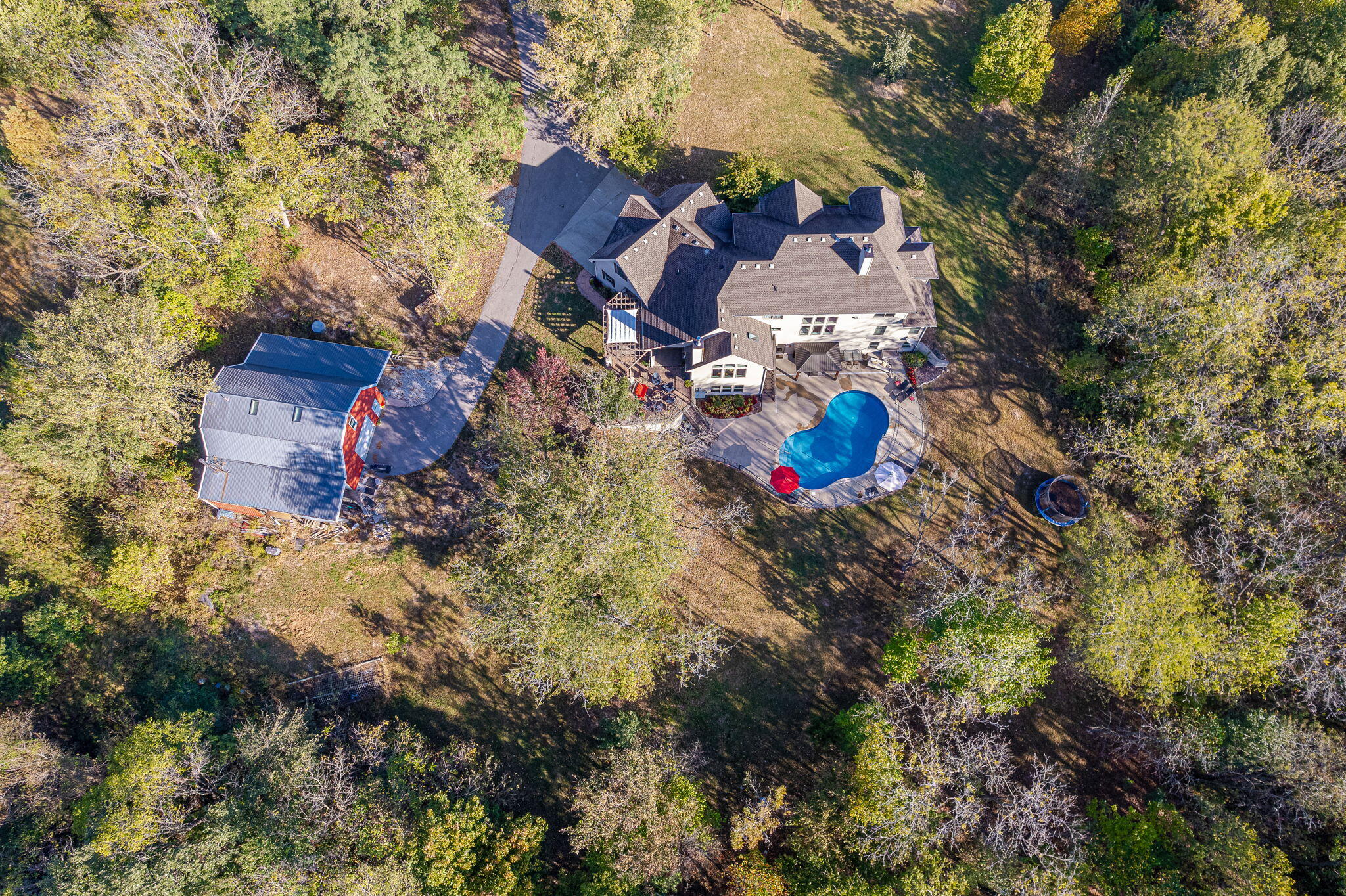 Columbia, Missouri 65201, United States, 6 Bedrooms Bedrooms, ,5 BathroomsBathrooms,Residential,Active,65697